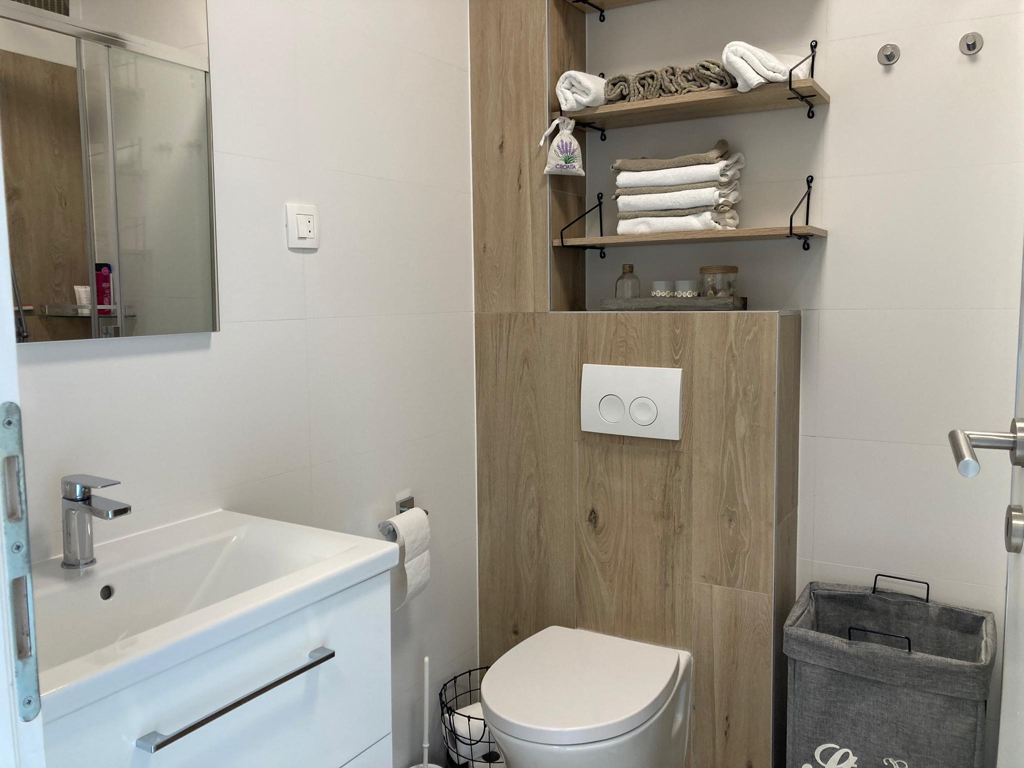 Two bedroom apartment with terrace and sea view Poljica, Trogir  A-a