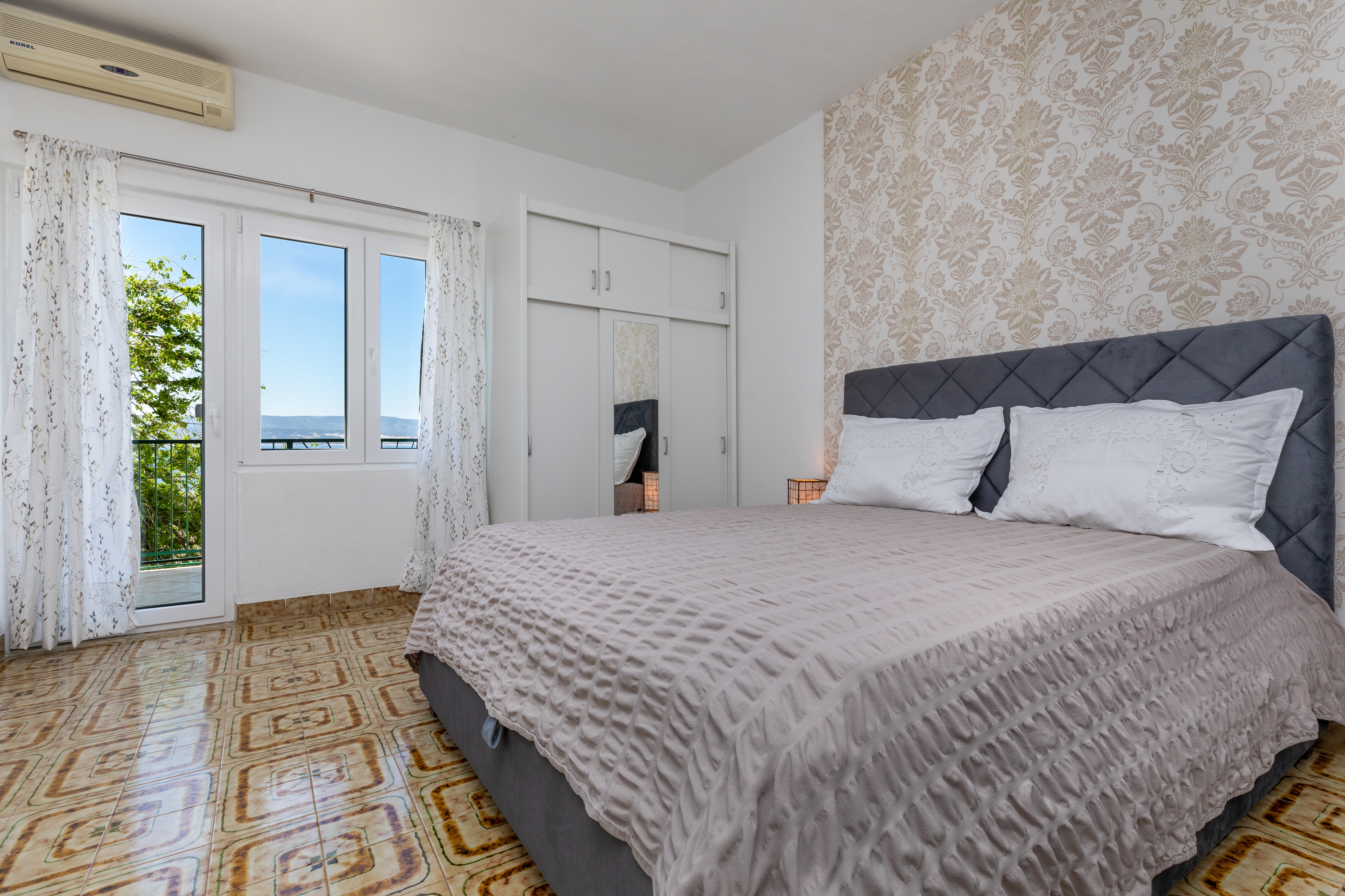 Studio flat with balcony and sea view Lokva Rogoznica, Omiš (AS-18638-a) Studio flat with balcony and sea view Lokva Rogoznica, Omiš (AS-18638-a)