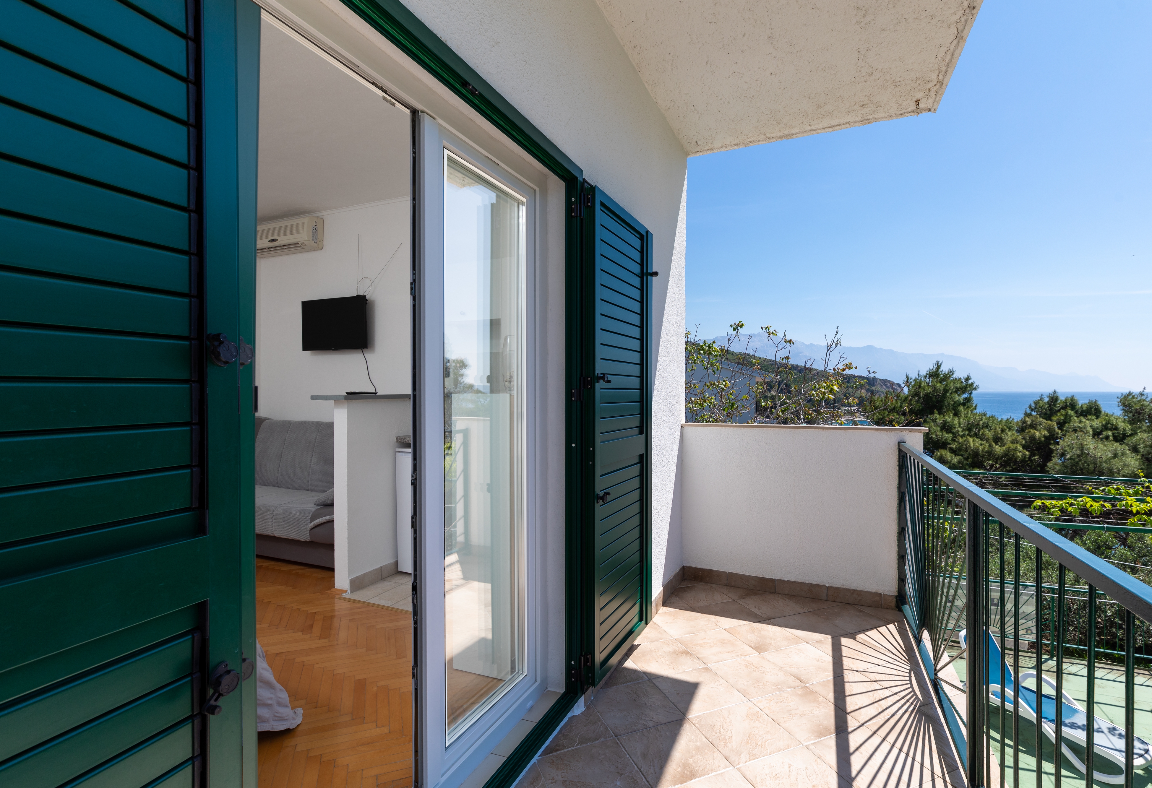 Studio flat with balcony and sea view Lokva Rogoznica, Omiš  AS-c