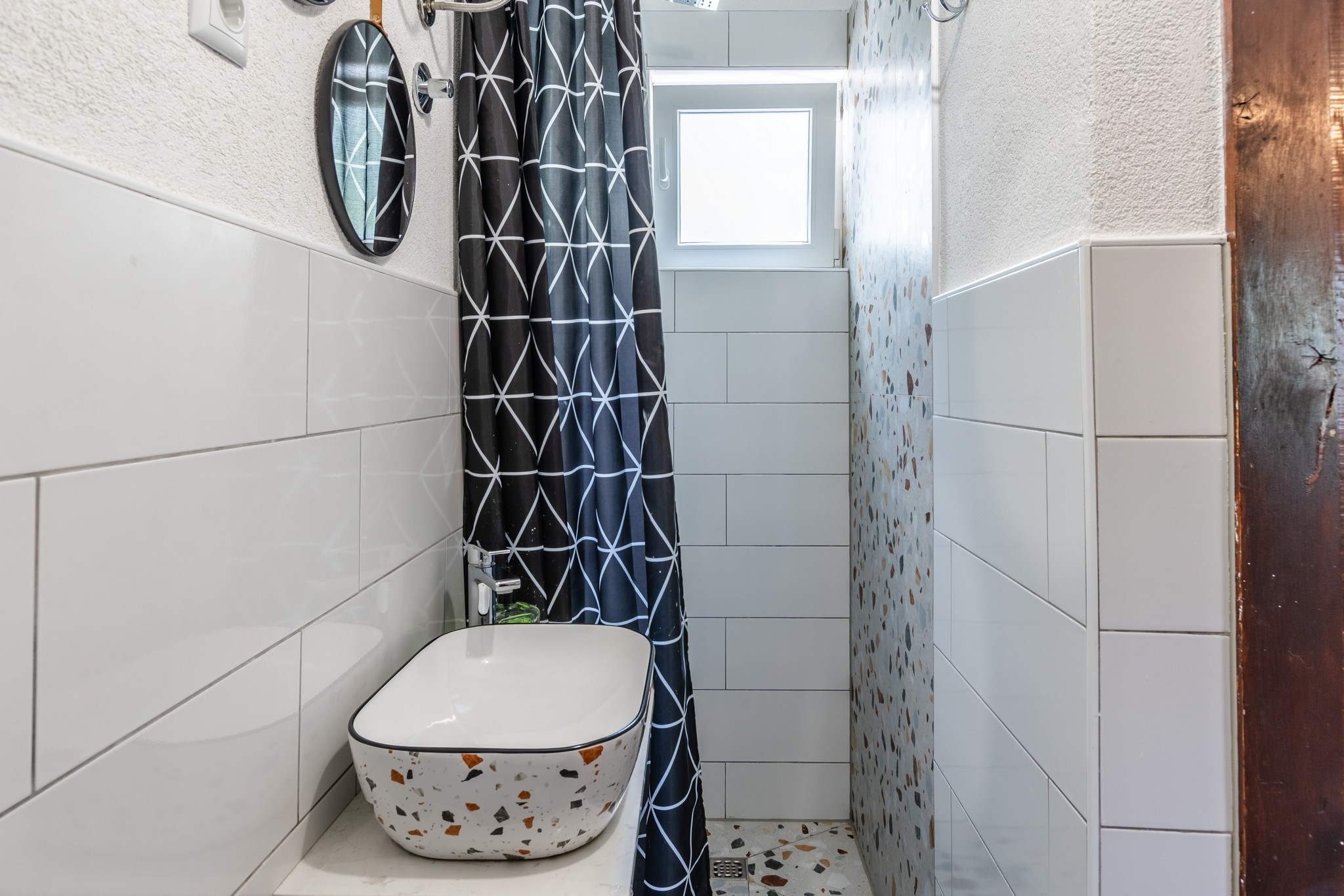 Two bedroom apartment with terrace Sabunike, Zadar  A-a