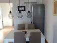 Lovište, Jídelna v ubytování typu apartment, s klimatizací, domácí mazlíčci povoleni a WiFi.