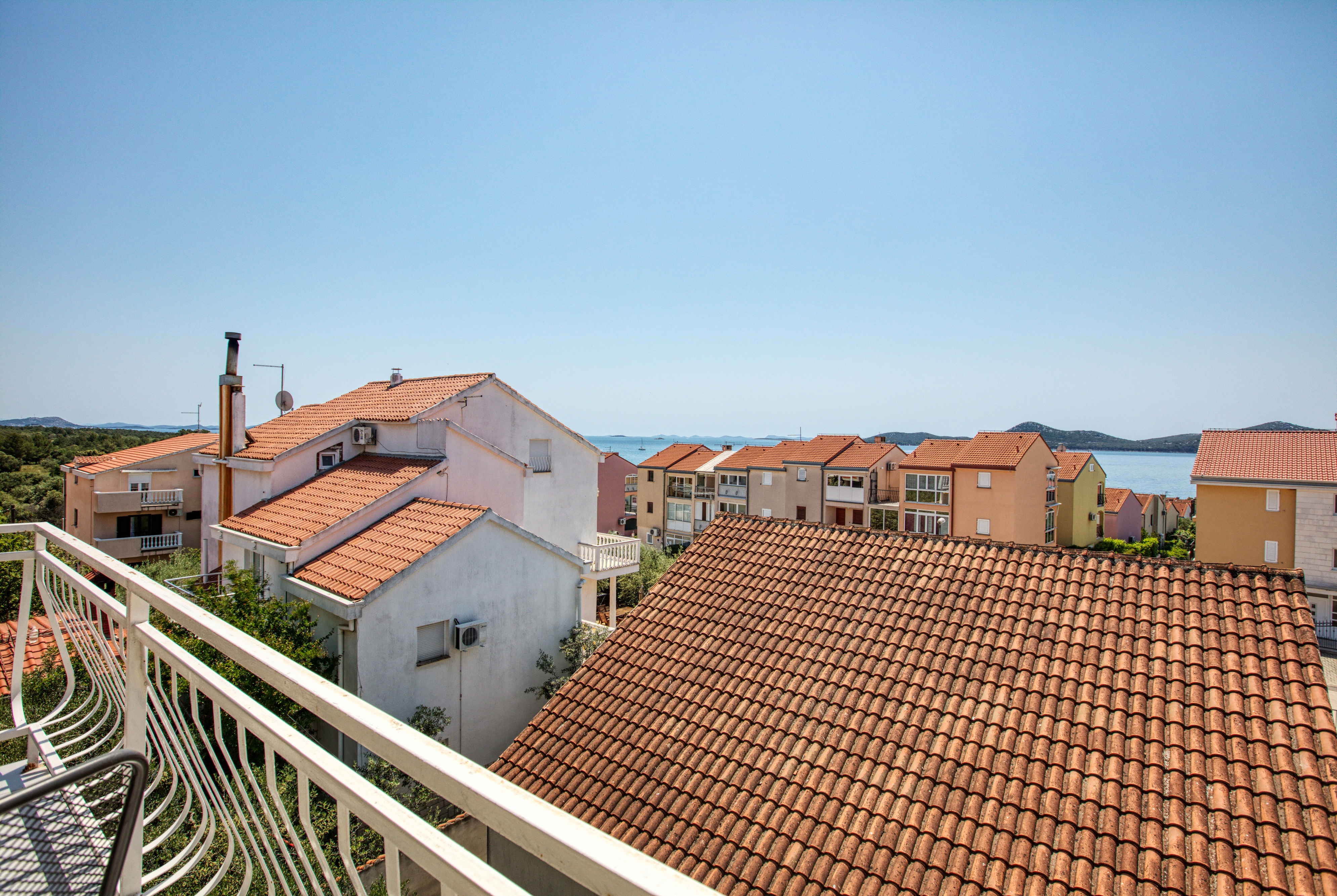 Two bedroom apartment with balcony and sea view Biograd na Moru, Biograd  A-c