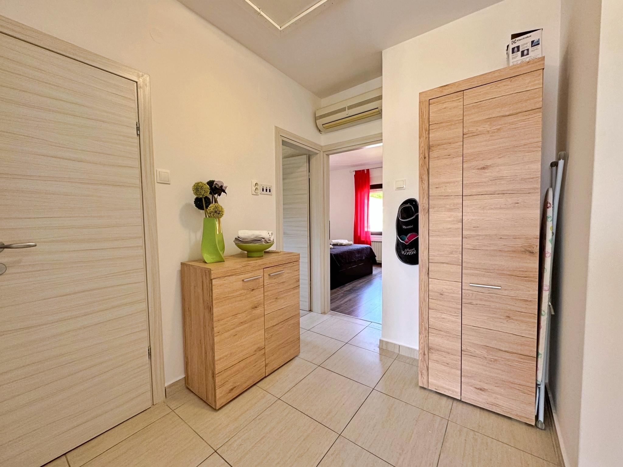 Two bedroom apartment with terrace and sea view Šilo, Krk  A-a