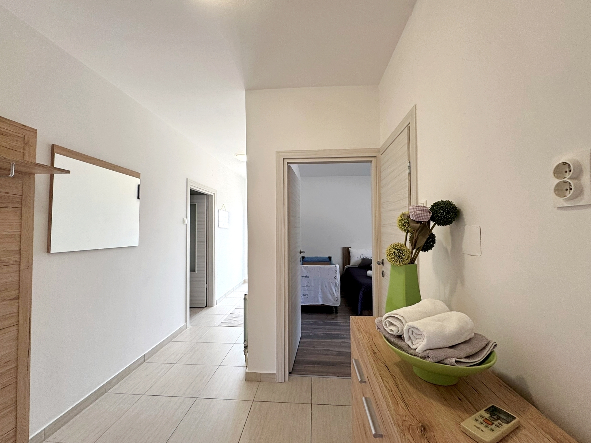 Two bedroom apartment with terrace and sea view Šilo, Krk  A-a