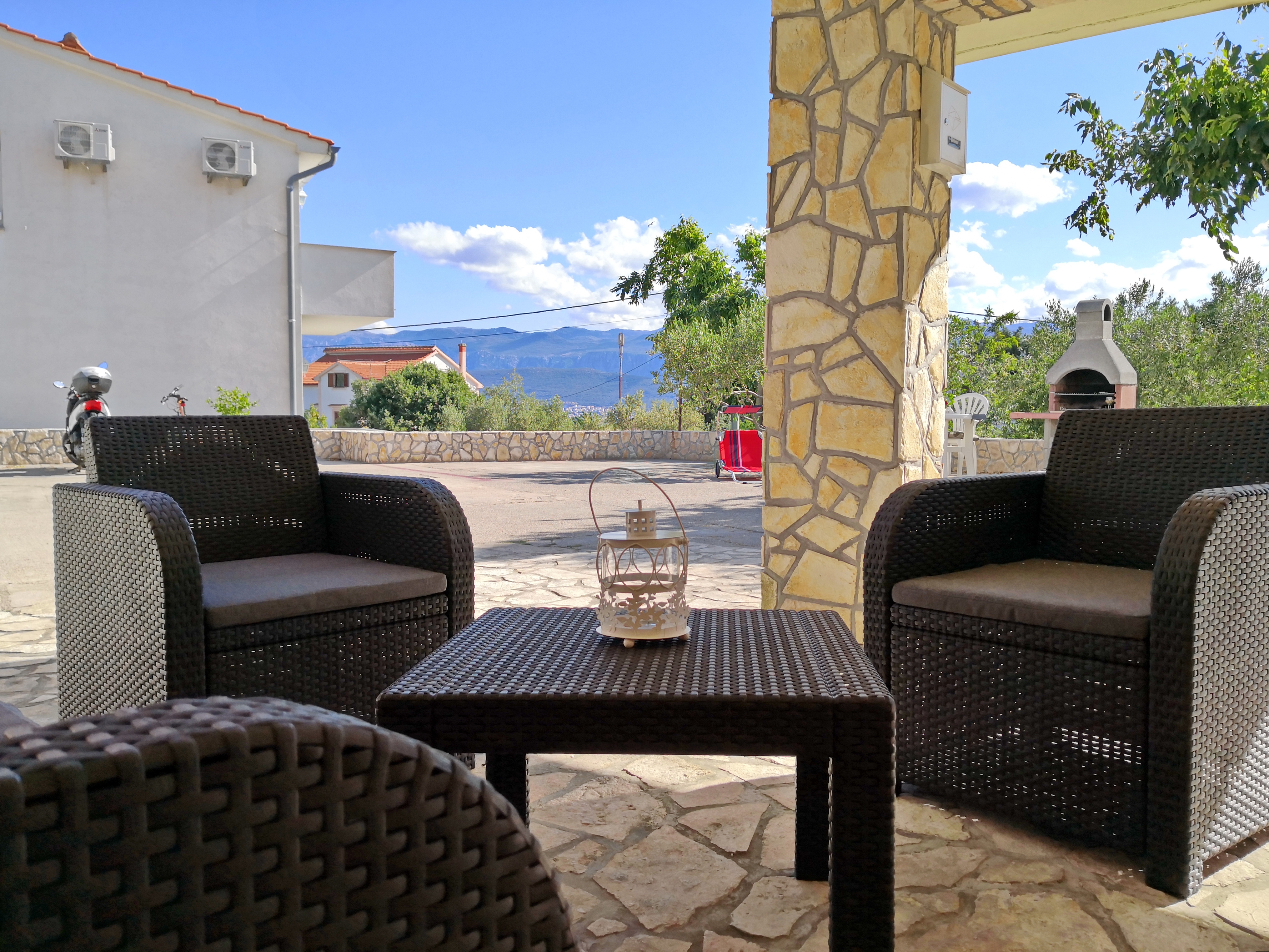 Two bedroom apartment with terrace Polje, Krk (A-18669-b)