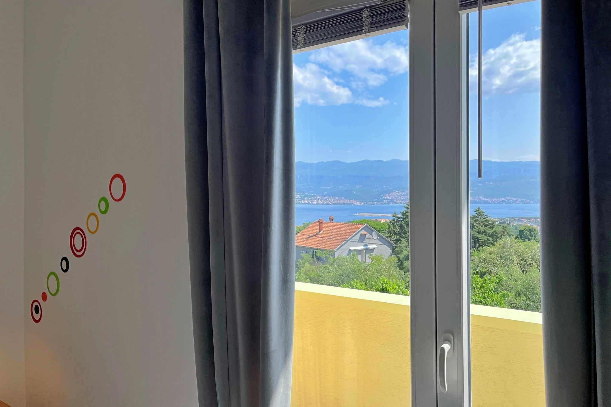 Three bedroom apartment with terrace and sea view Polje, Krk  A-c