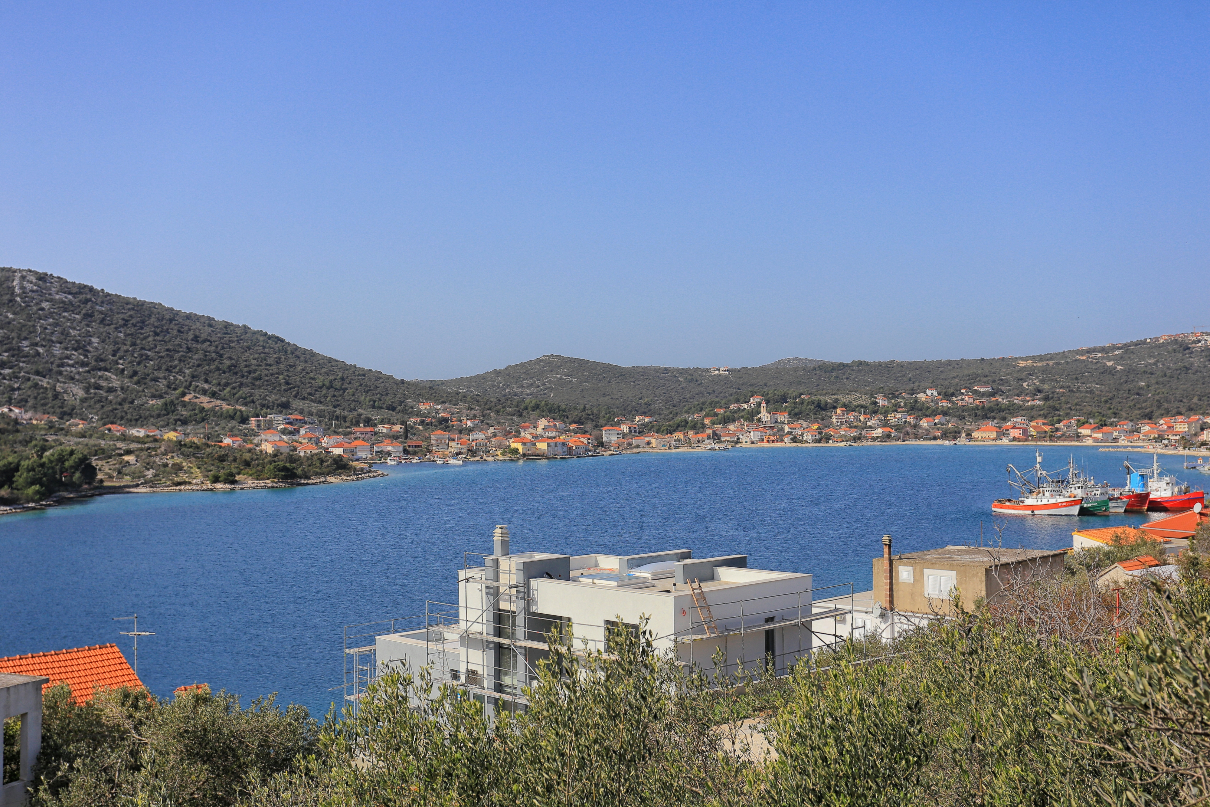 Three bedroom apartment near beach Vinišće, Trogir  A-a