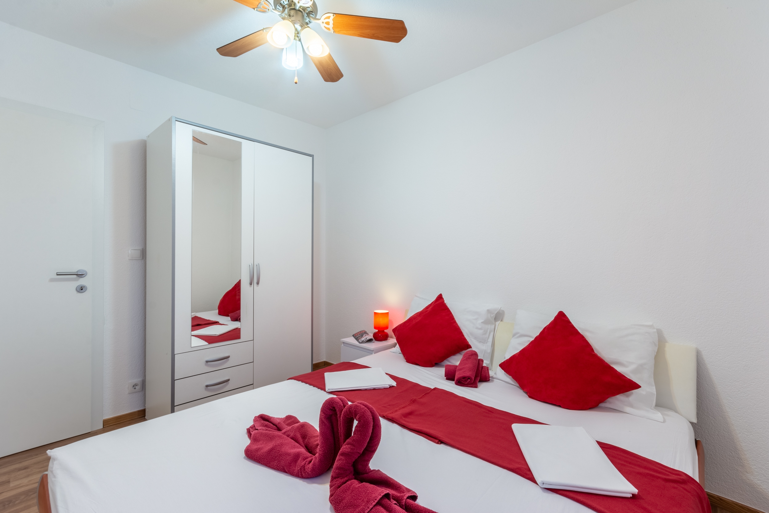 Two bedroom apartment with terrace and sea view Stanići, Omiš  A-a