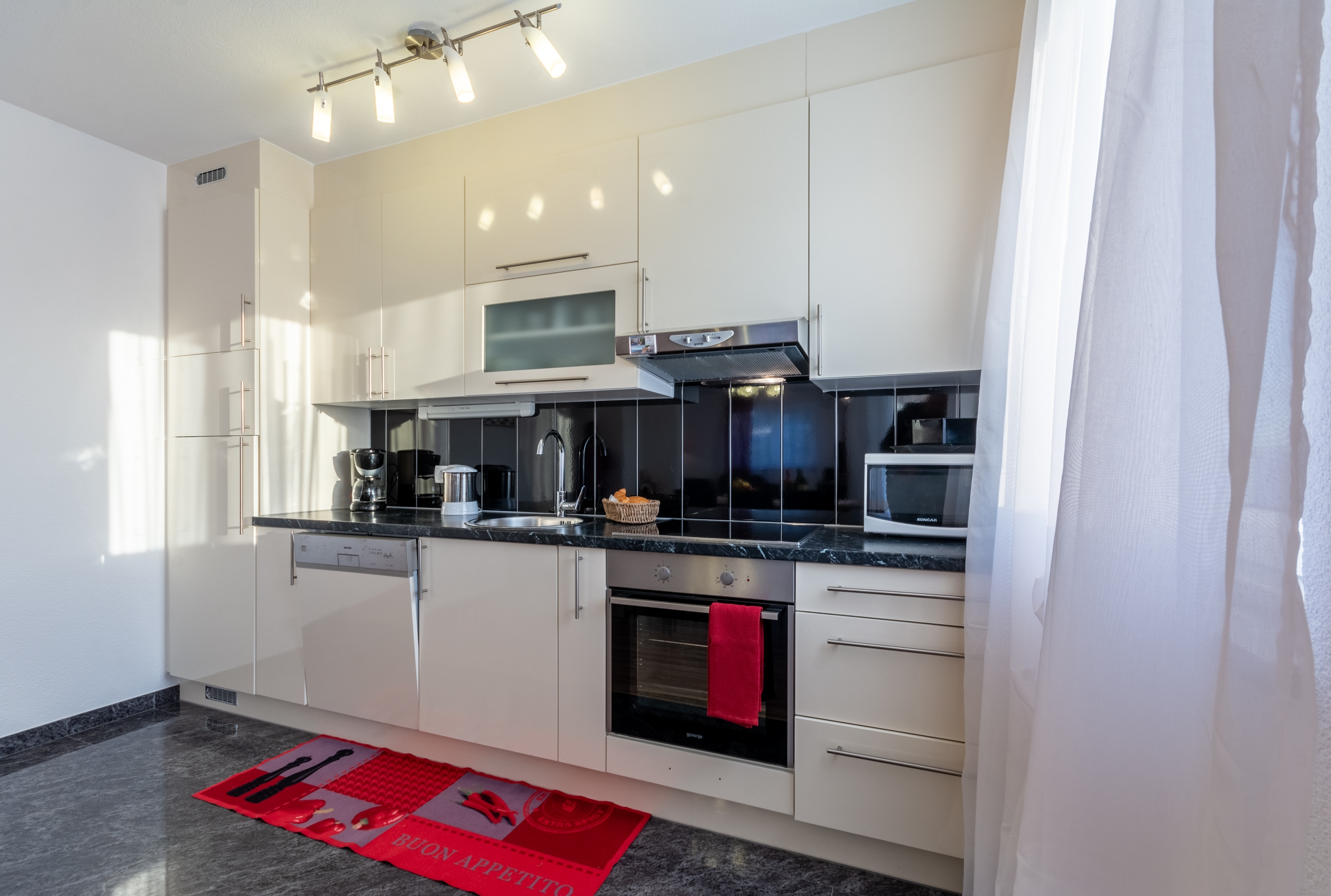 Two bedroom apartment with terrace and sea view Stanići, Omiš  A-a