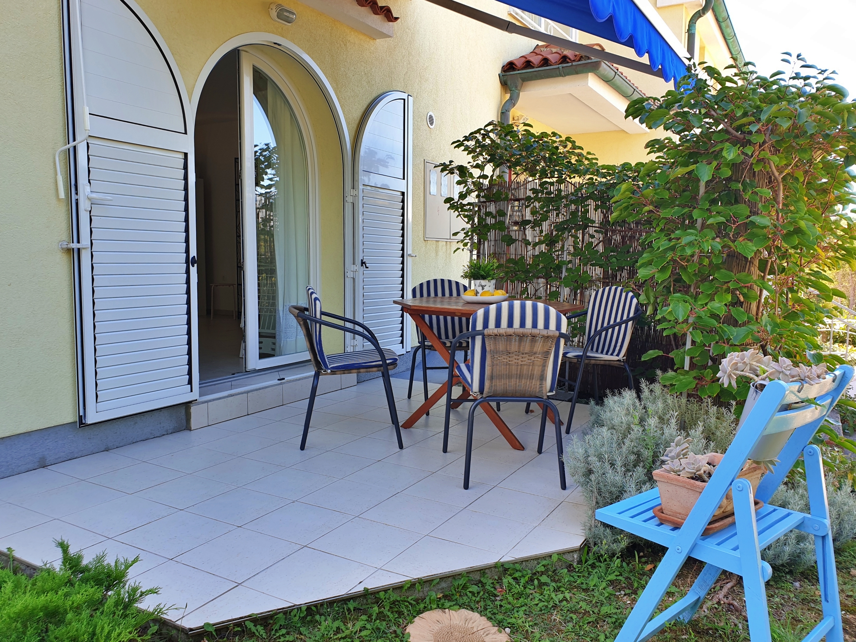 One bedroom apartment with terrace Šilo, Krk  A-a