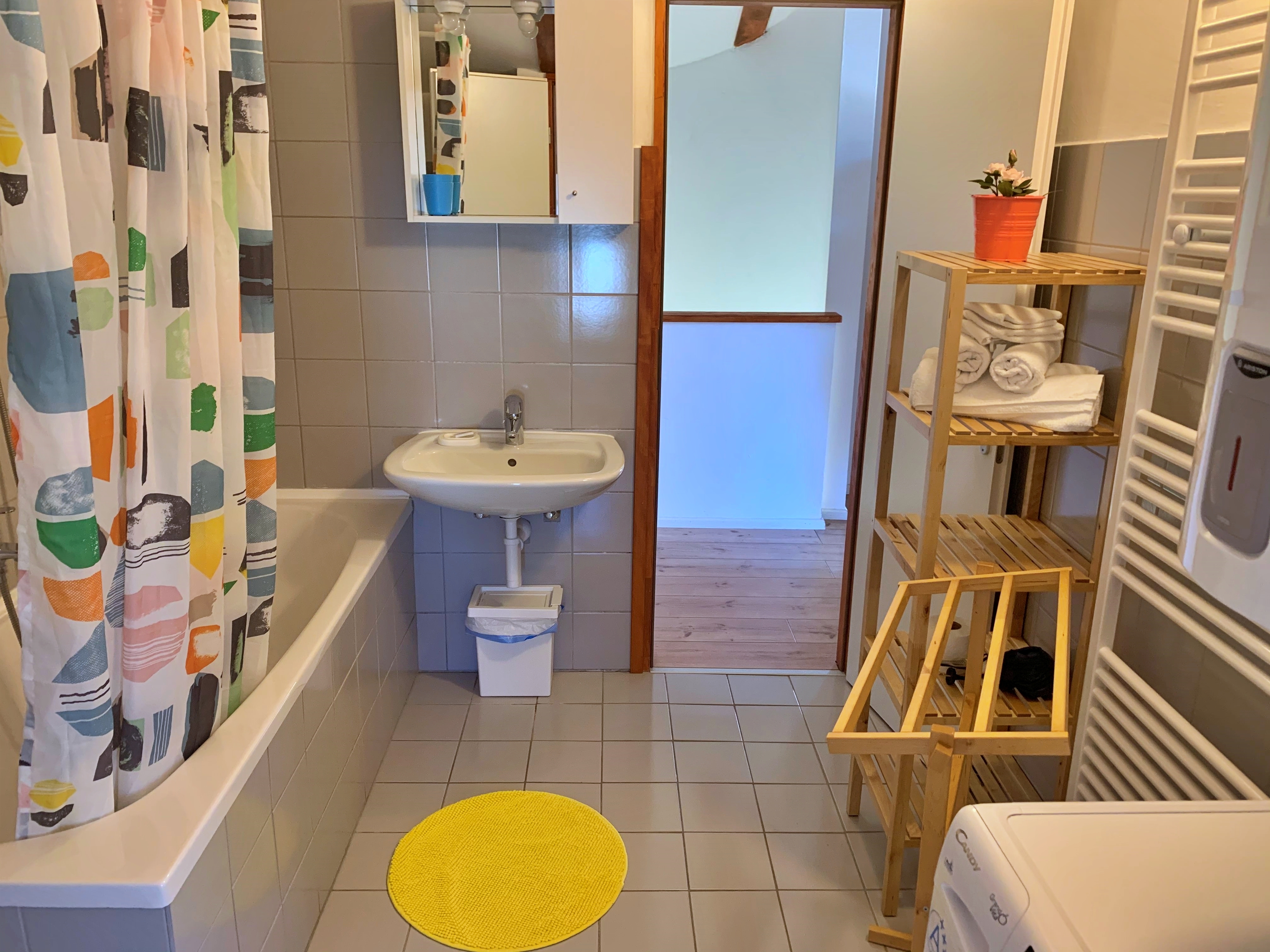 Two bedroom apartment with terrace and sea view Šilo, Krk  A-c
