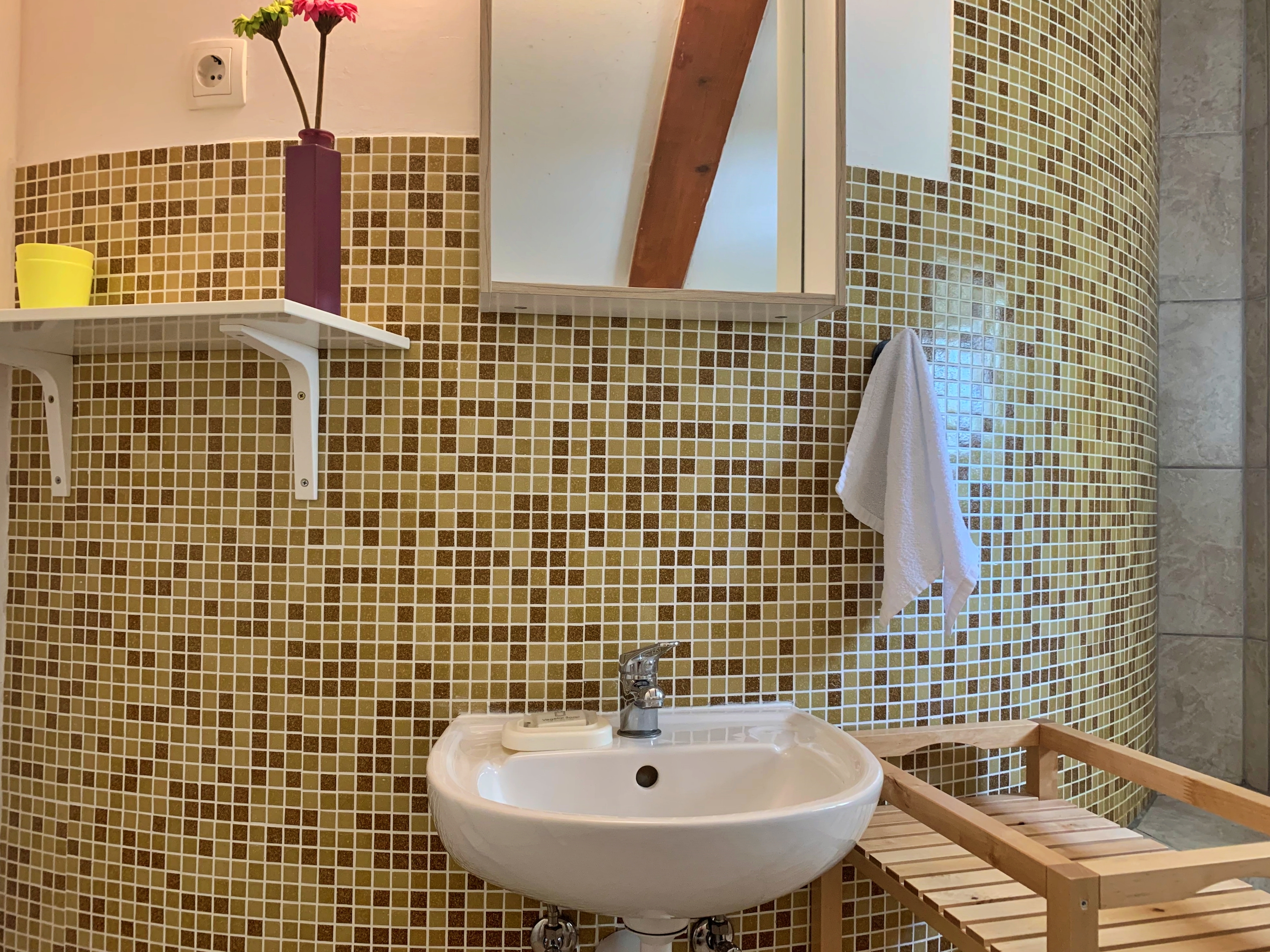 Two bedroom apartment with terrace and sea view Šilo, Krk  A-c