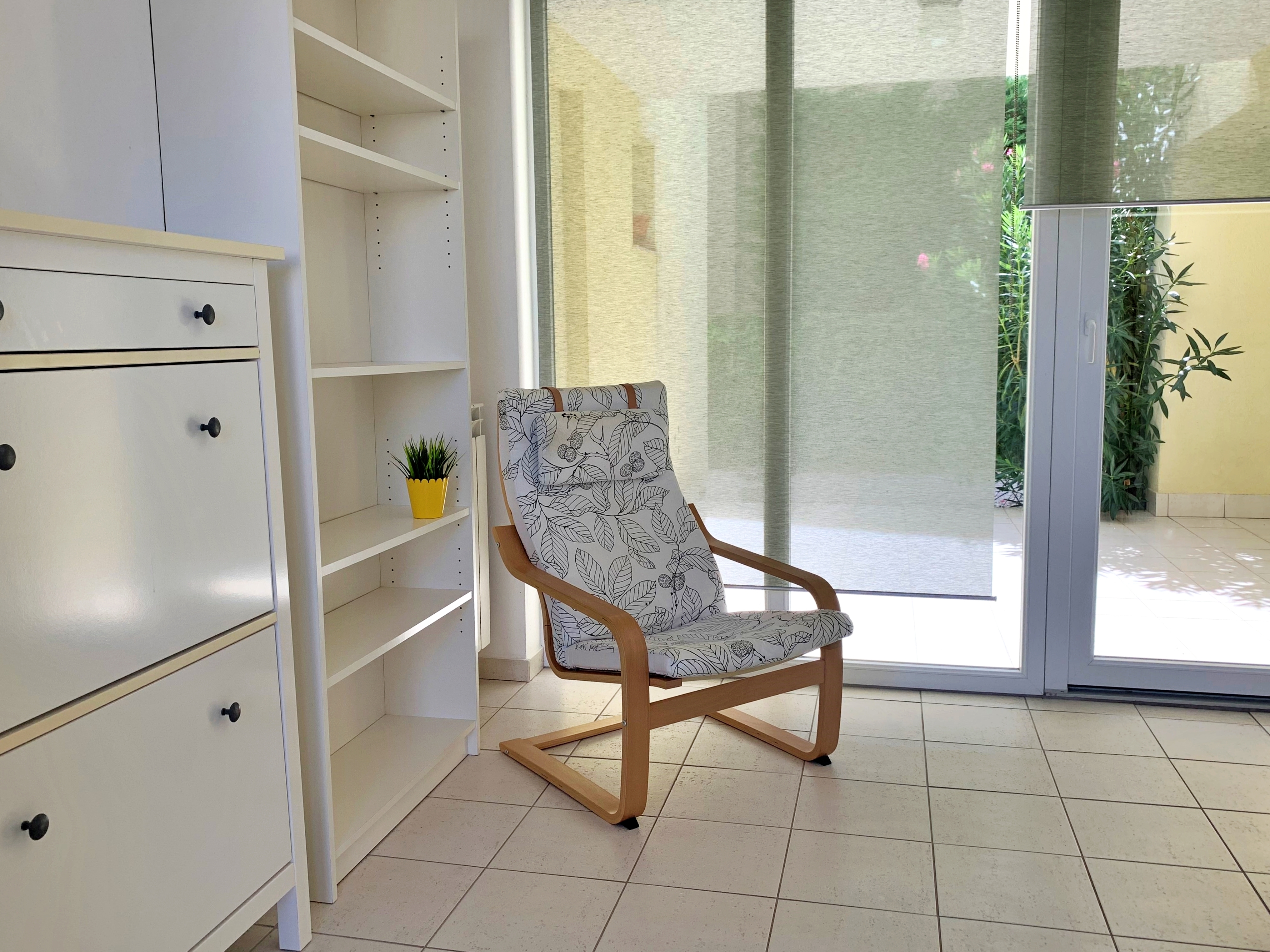 Two bedroom apartment with terrace and sea view Šilo, Krk  A-c