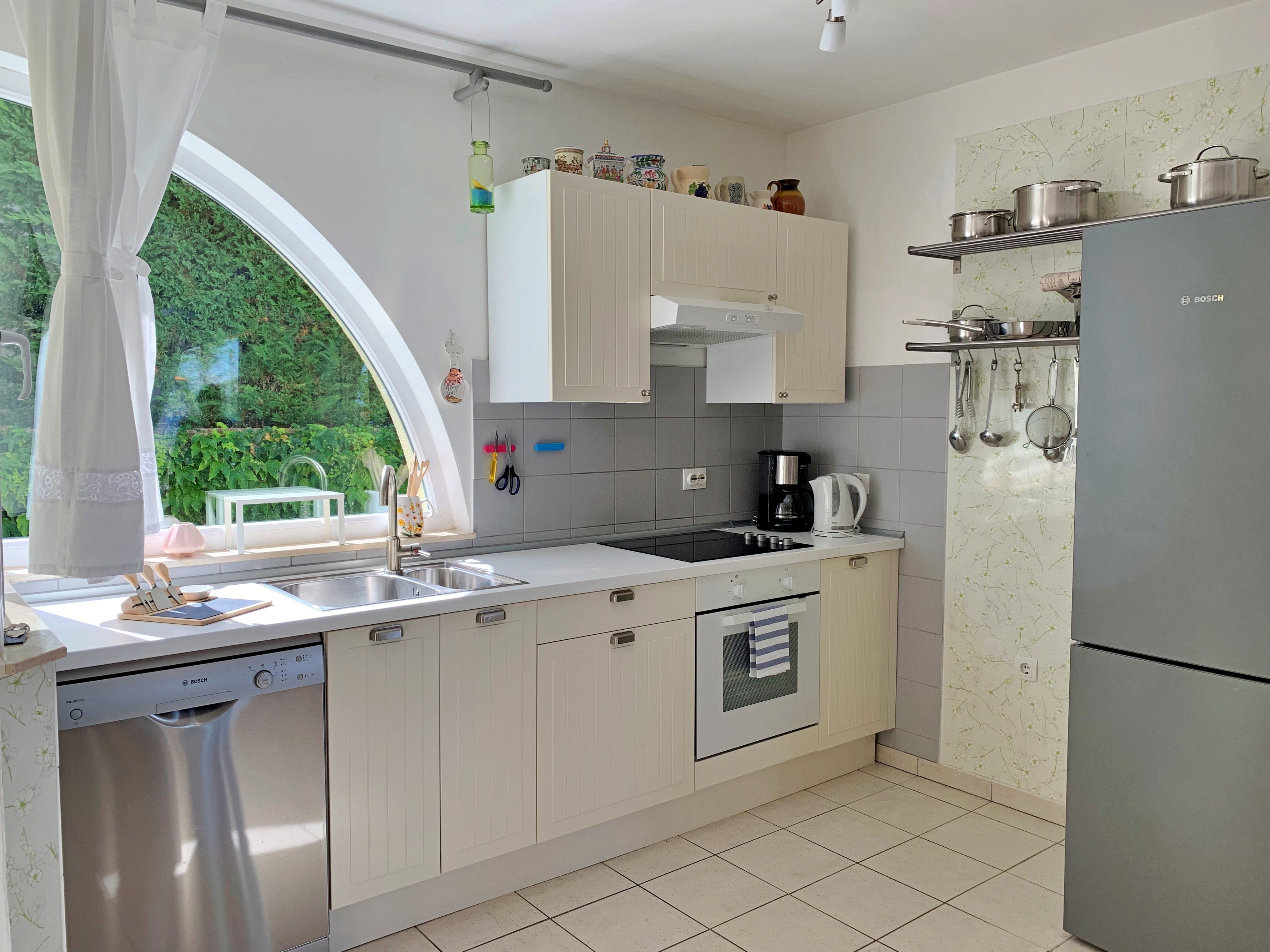 Two bedroom apartment with terrace and sea view Šilo, Krk  A-c