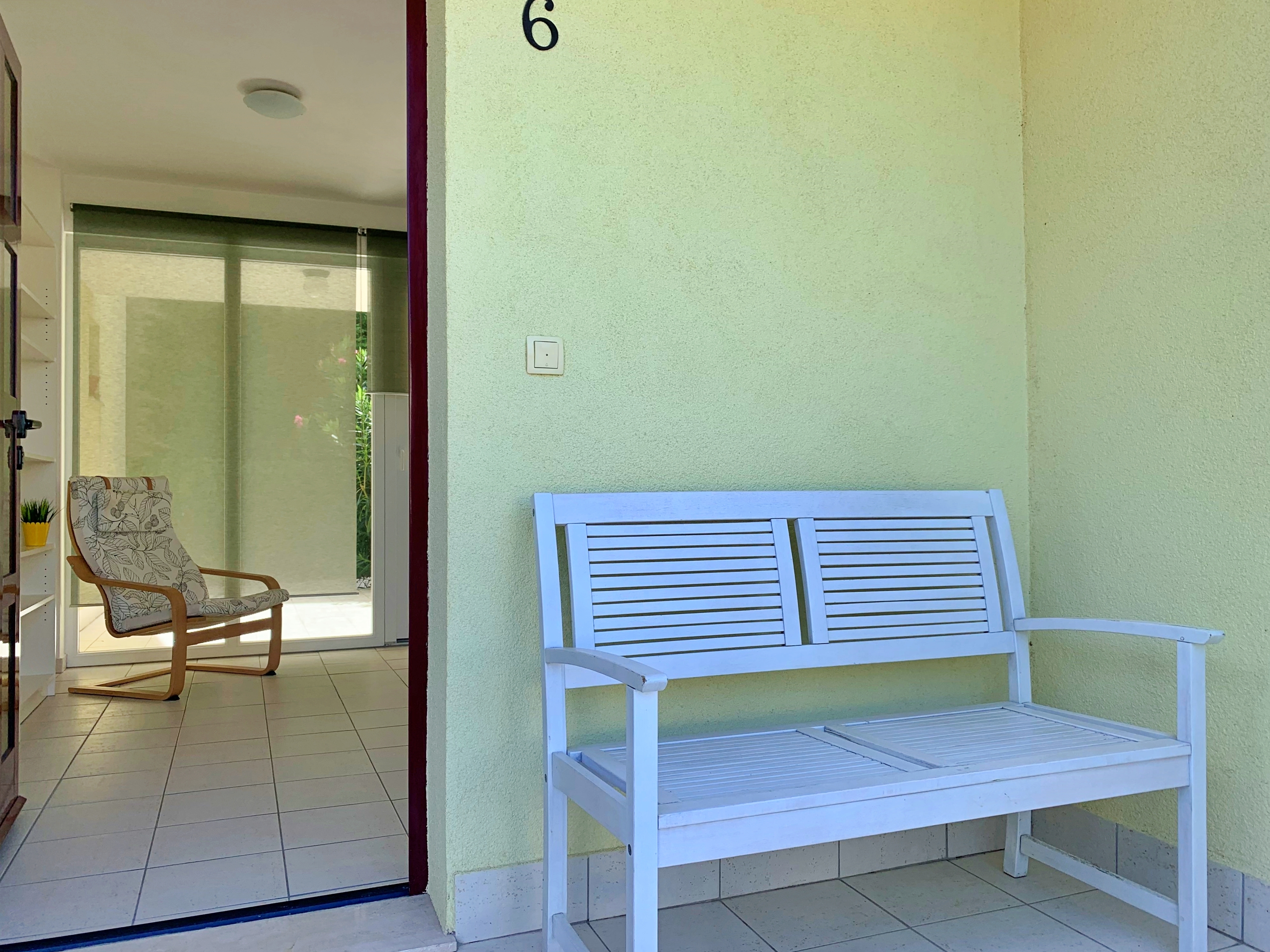 Two bedroom apartment with terrace and sea view Šilo, Krk  A-c
