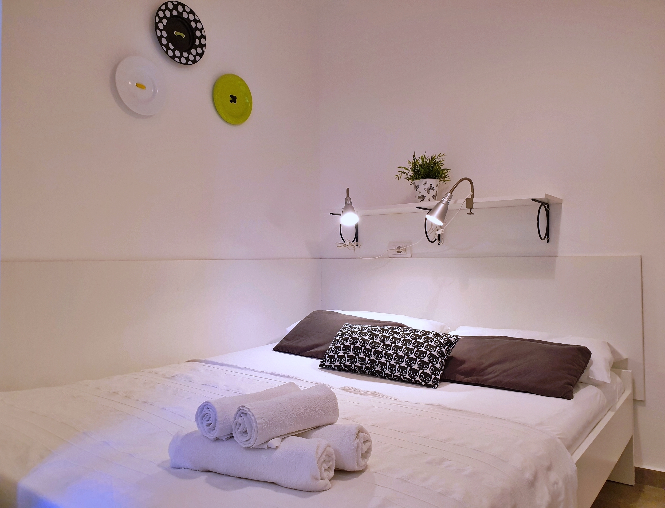 Studio flat with terrace Šilo, Krk  AS-a