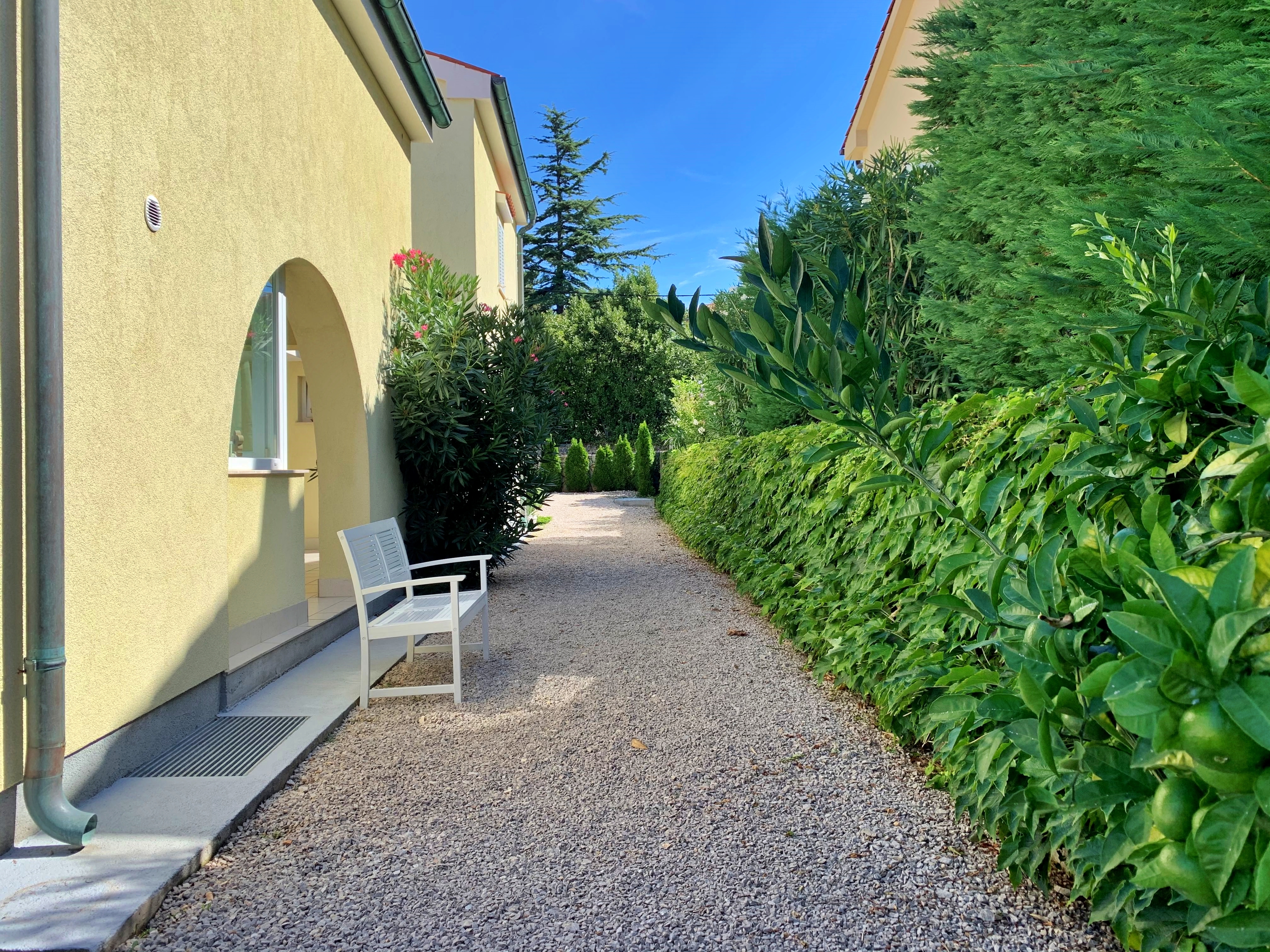 Two bedroom apartment with terrace Šilo, Krk  A-b