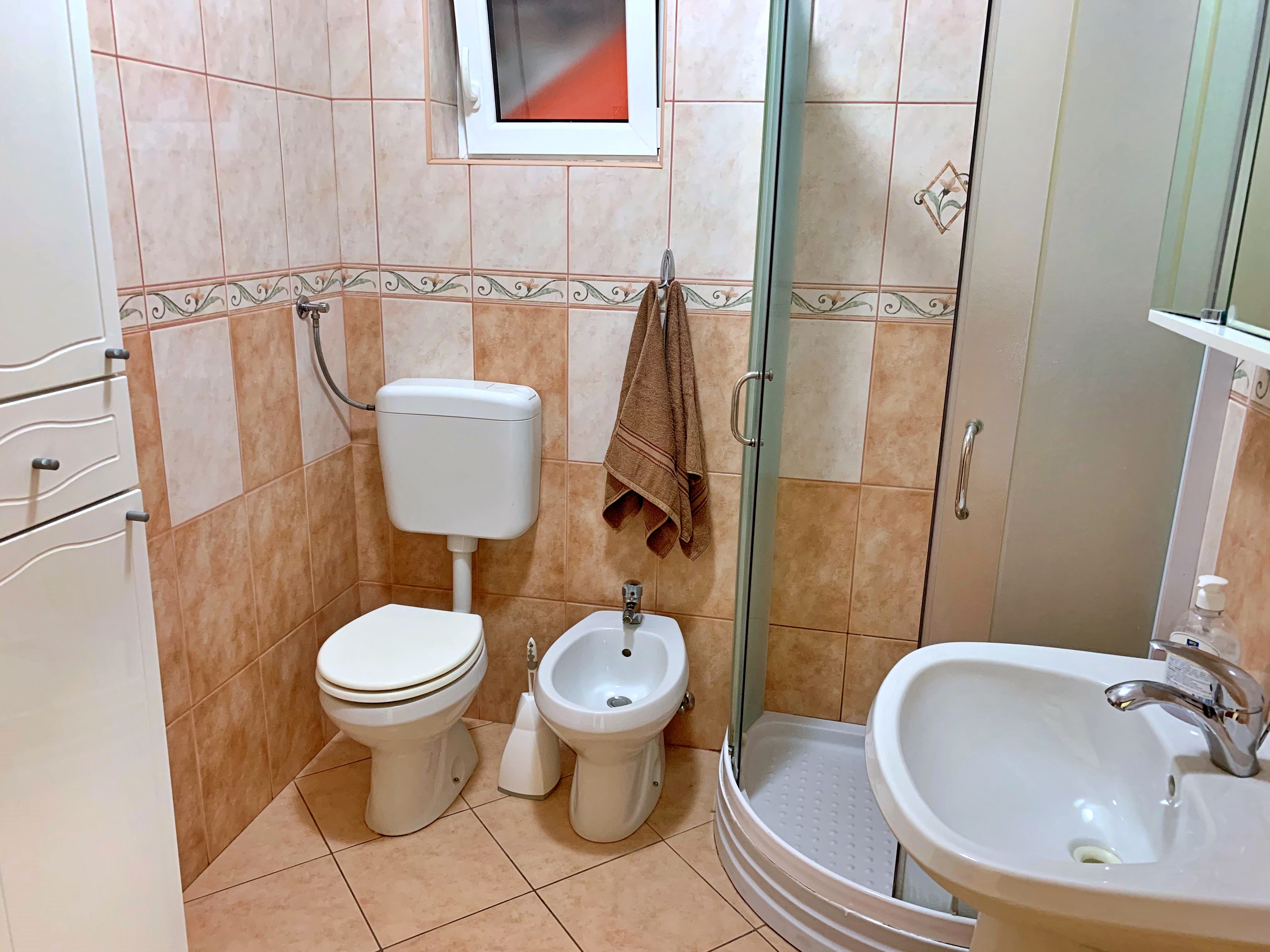 One bedroom apartment near beach Šilo, Krk  A-a