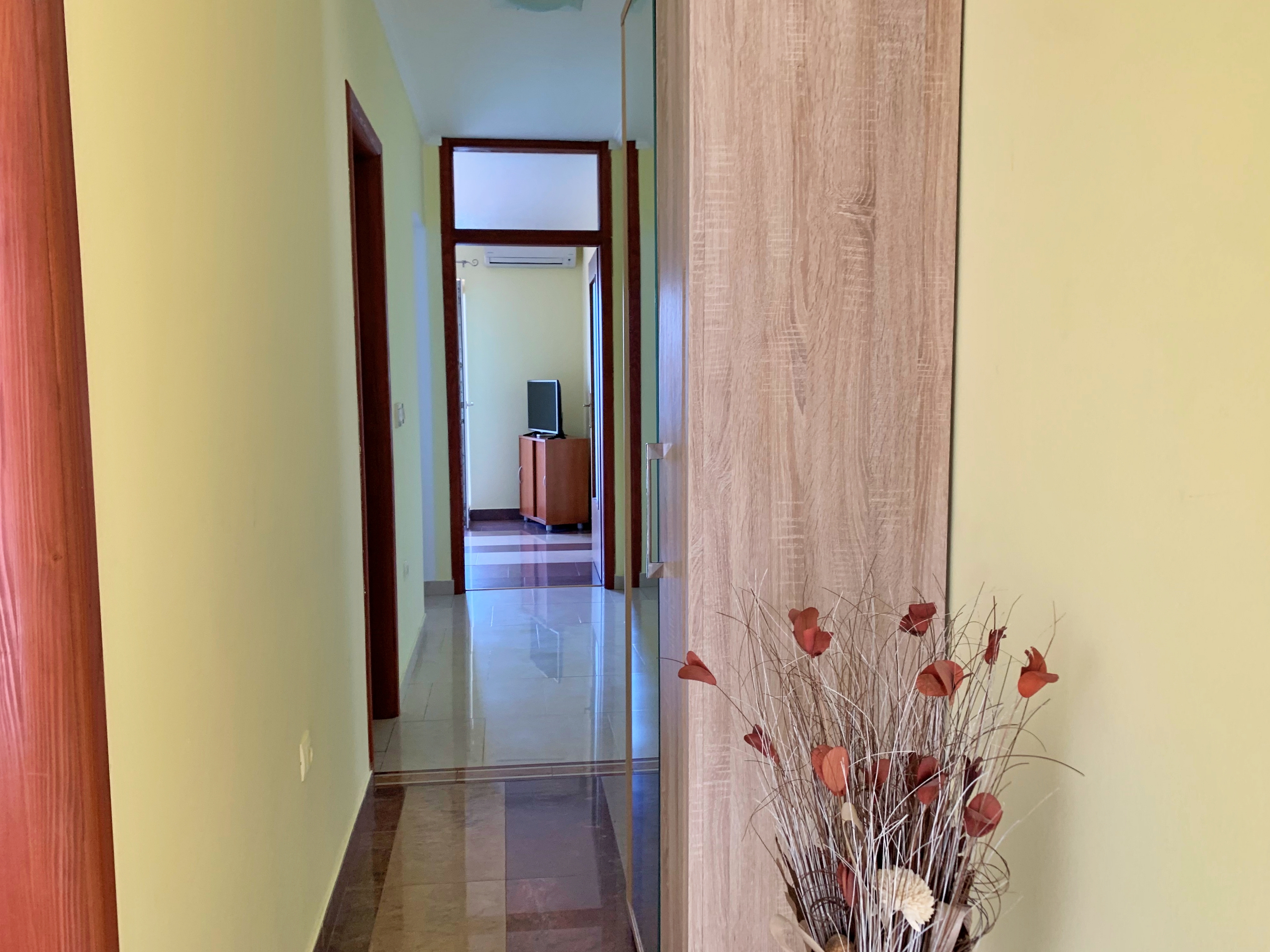 One bedroom apartment near beach Šilo, Krk  A-a
