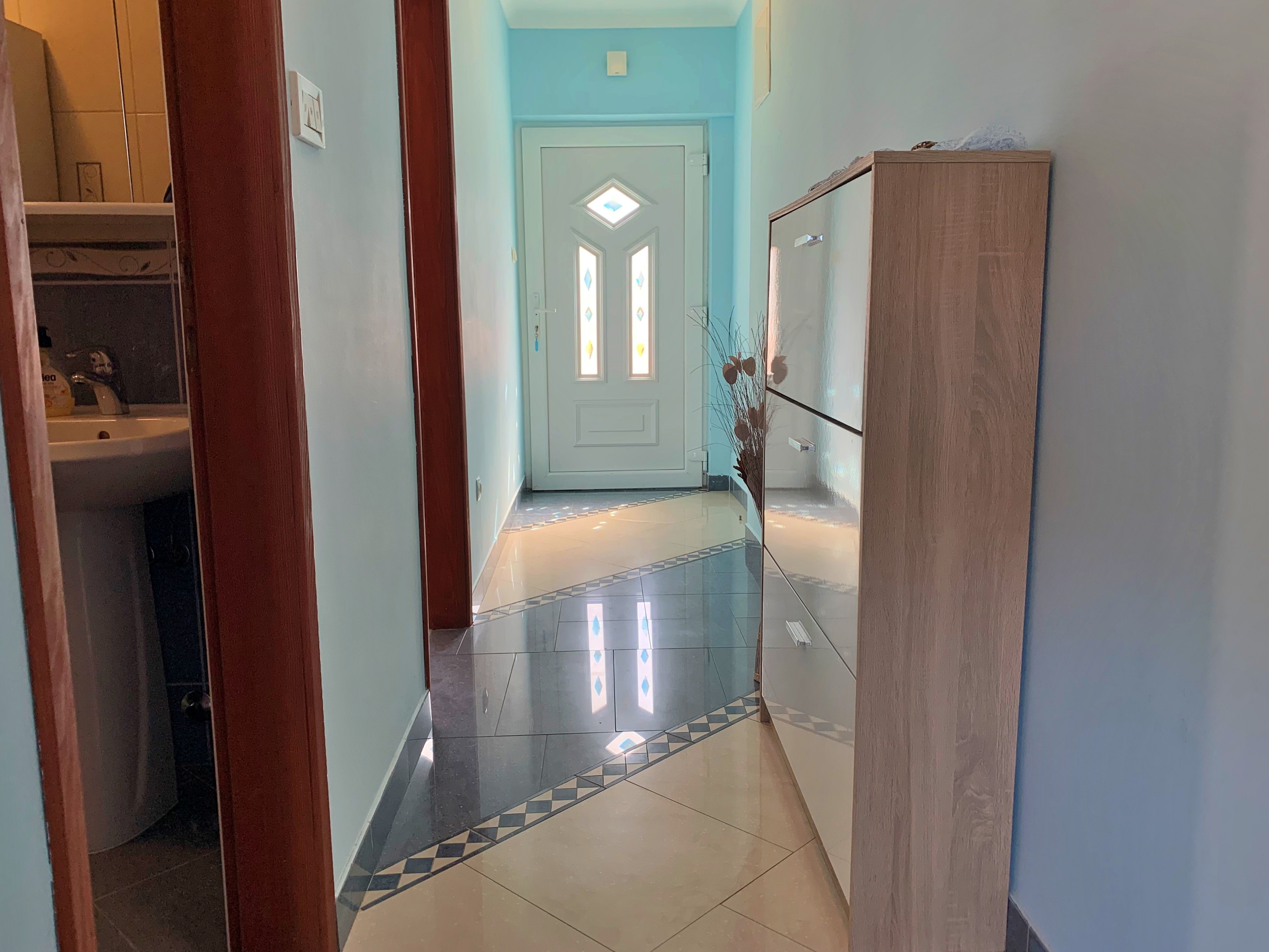 One bedroom apartment near beach Šilo, Krk  A-c