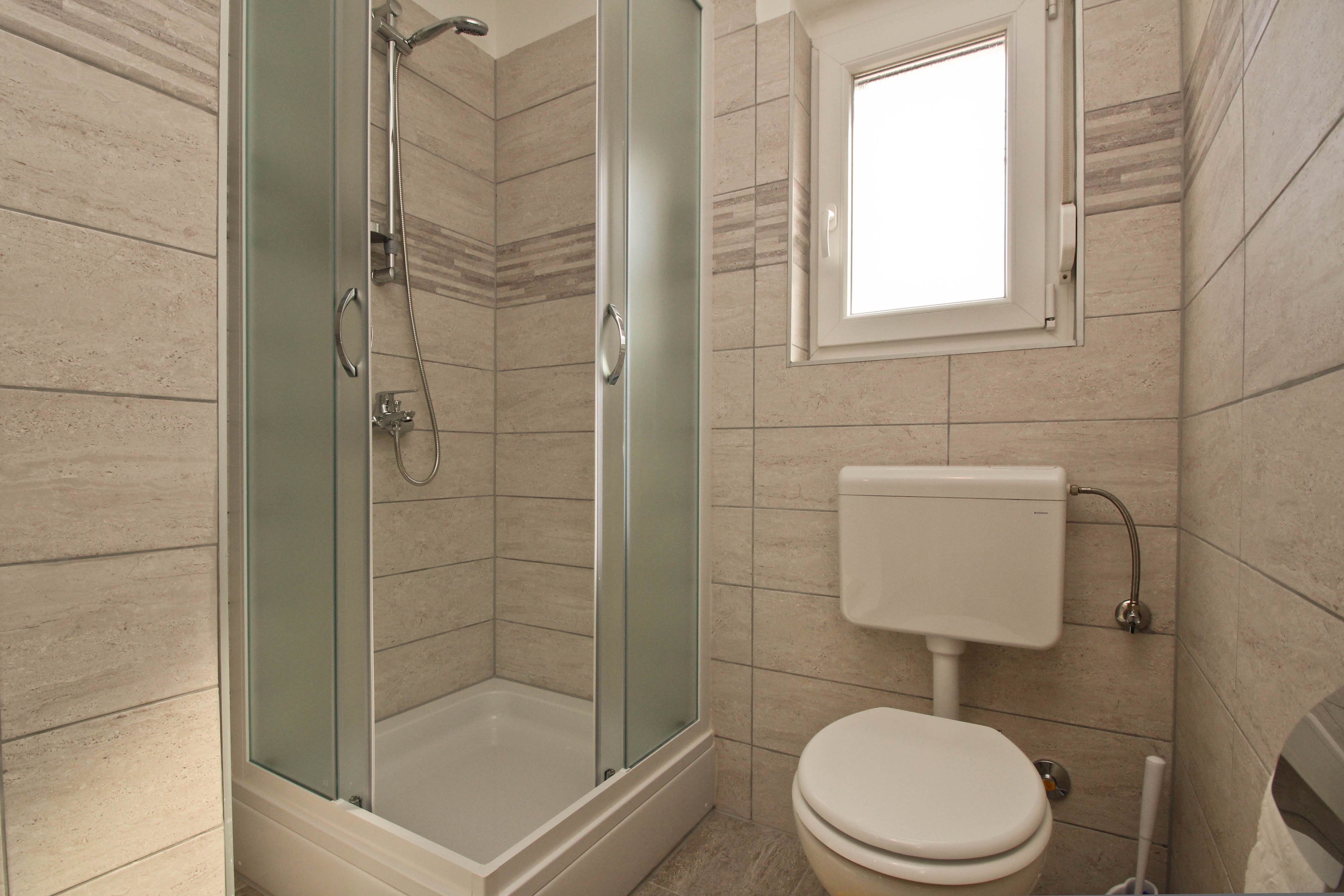 Two bedroom apartment with balcony and sea view Šilo, Krk  A-b