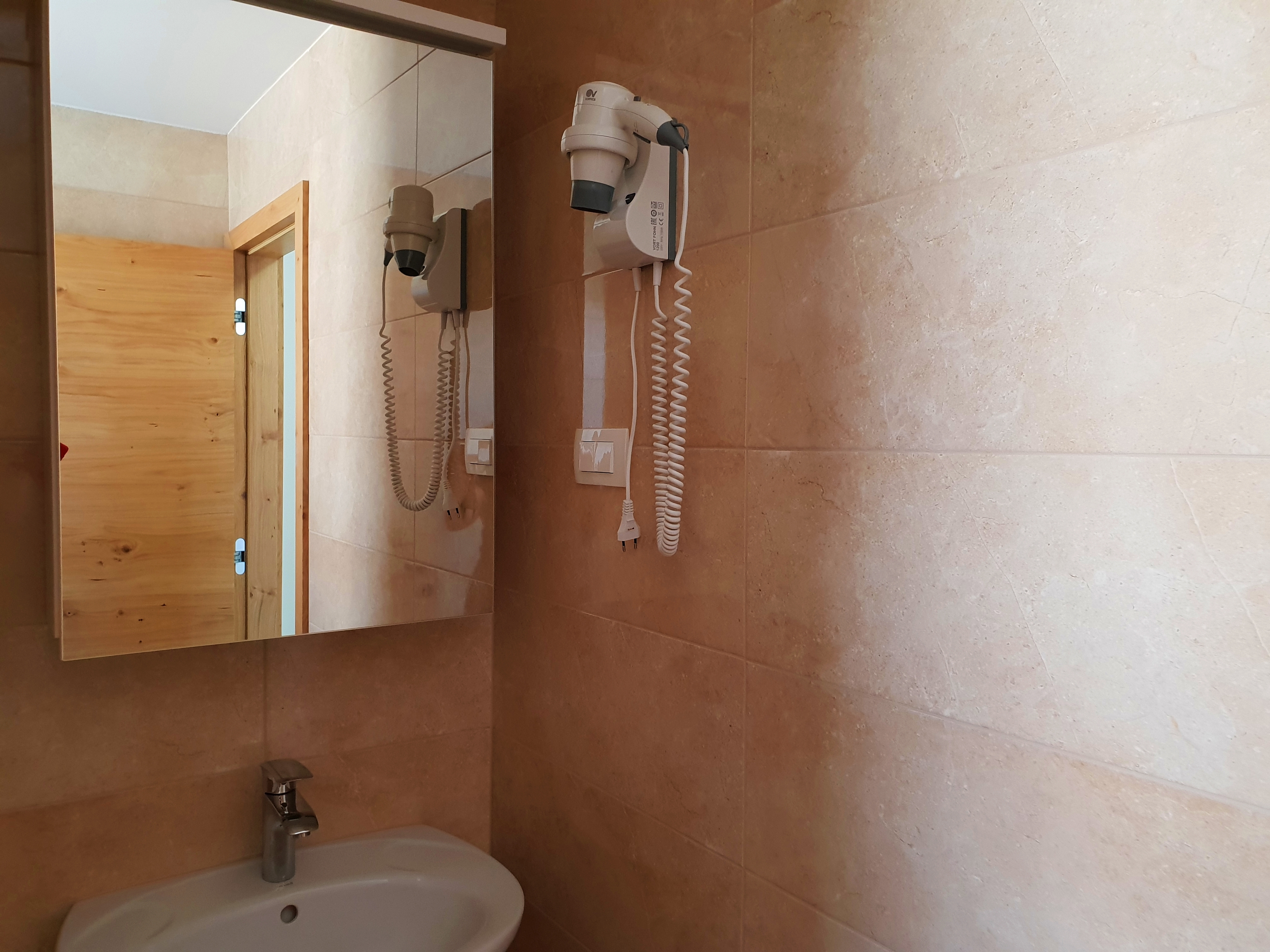 Two bedroom apartment with terrace and sea view Šilo, Krk  A-a