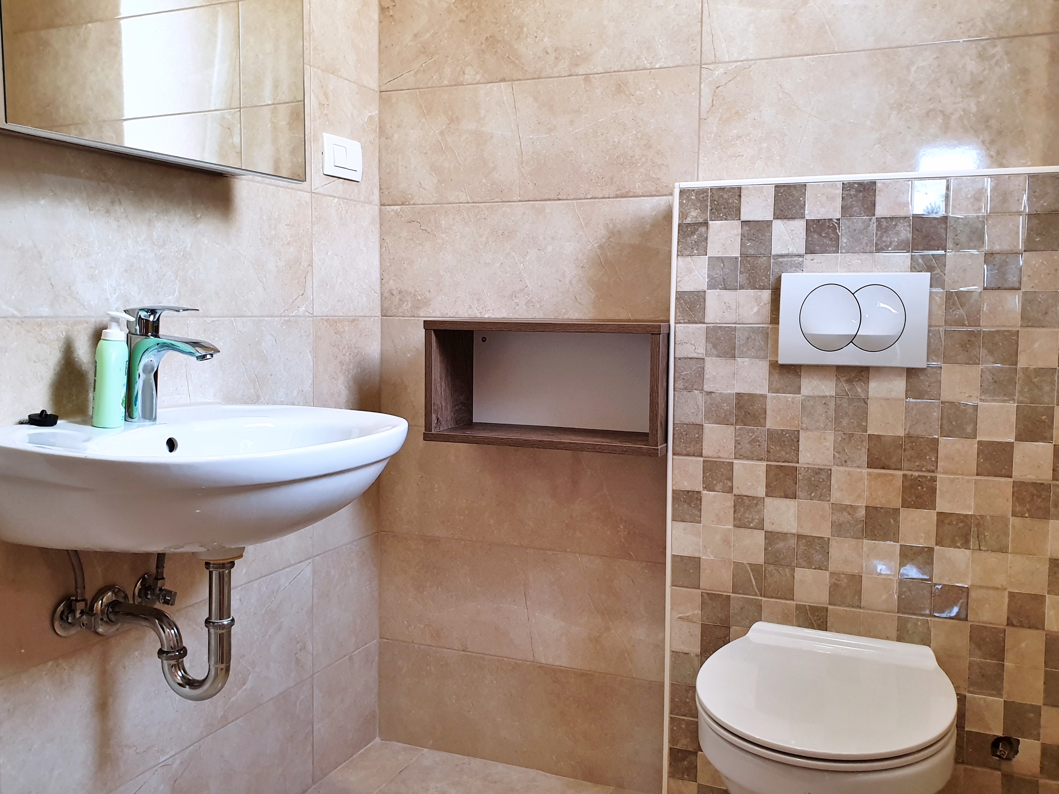 Two bedroom apartment with terrace and sea view Šilo, Krk  A-c