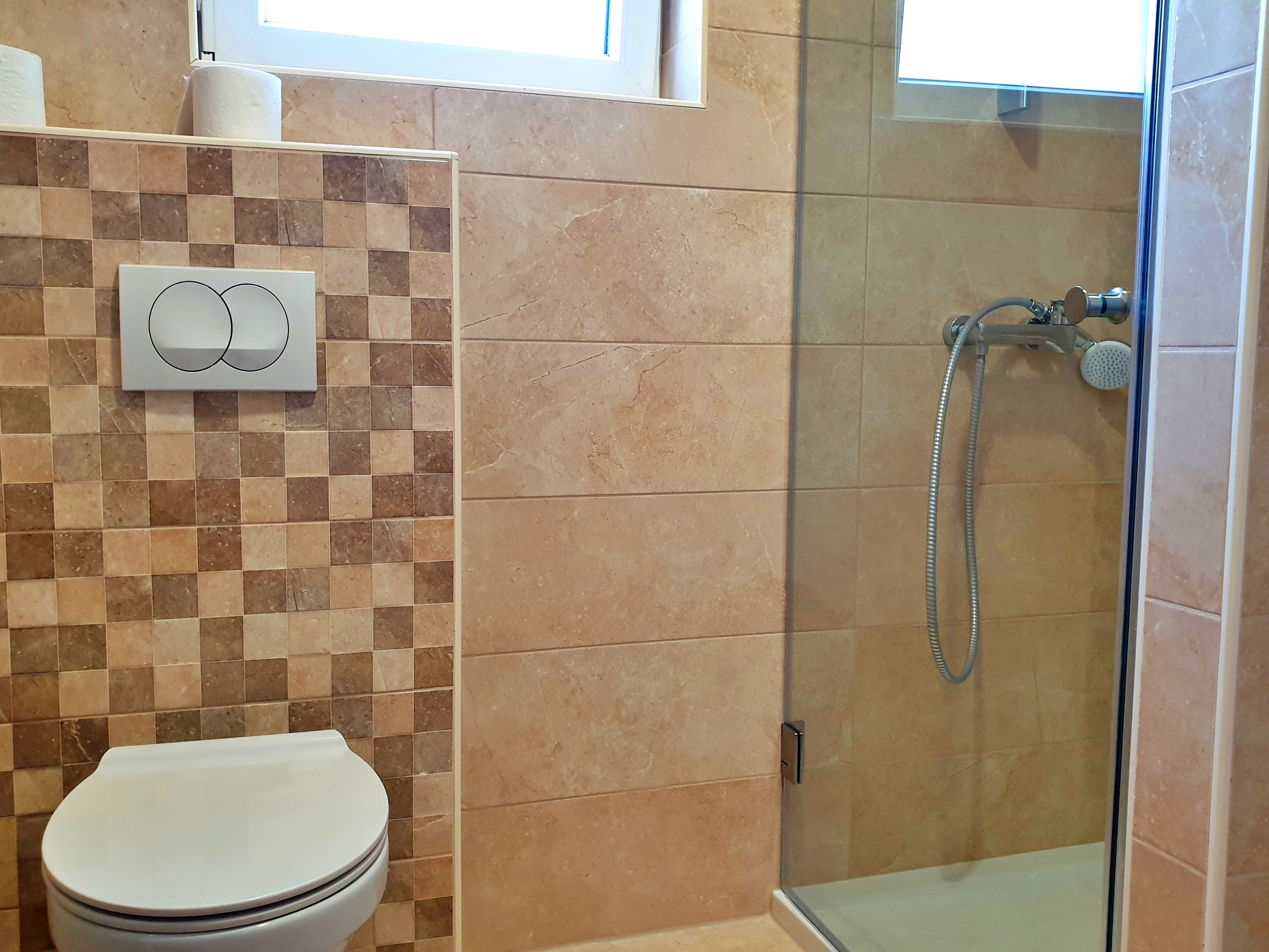 Two bedroom apartment with terrace and sea view Šilo, Krk  A-d