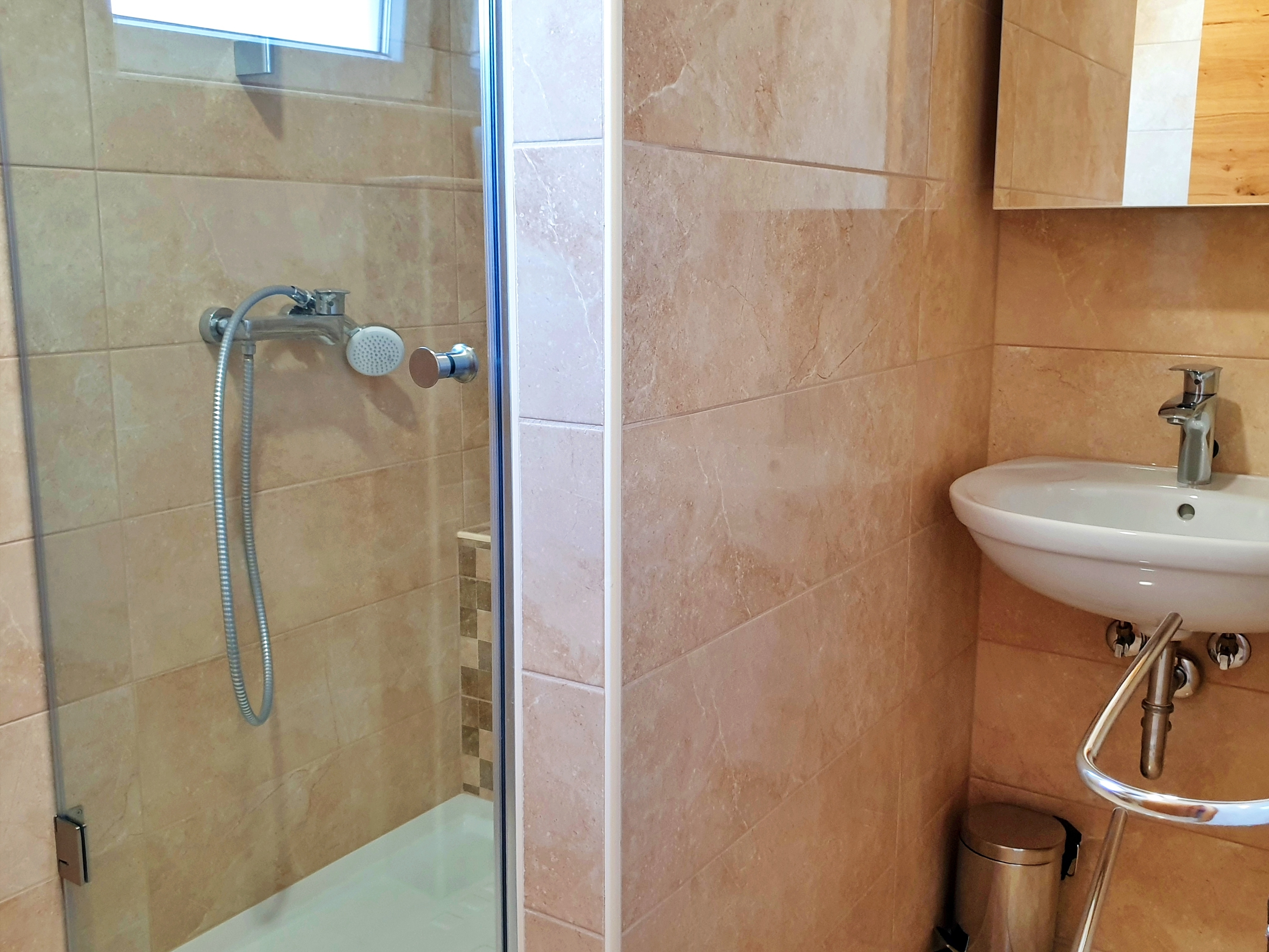 Two bedroom apartment with terrace and sea view Šilo, Krk  A-d
