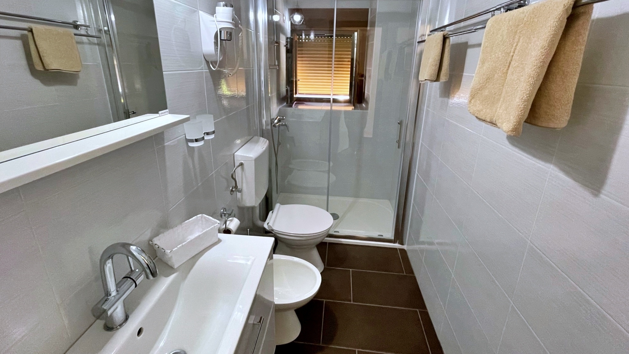 One bedroom apartment near beach Šilo, Krk  A-a