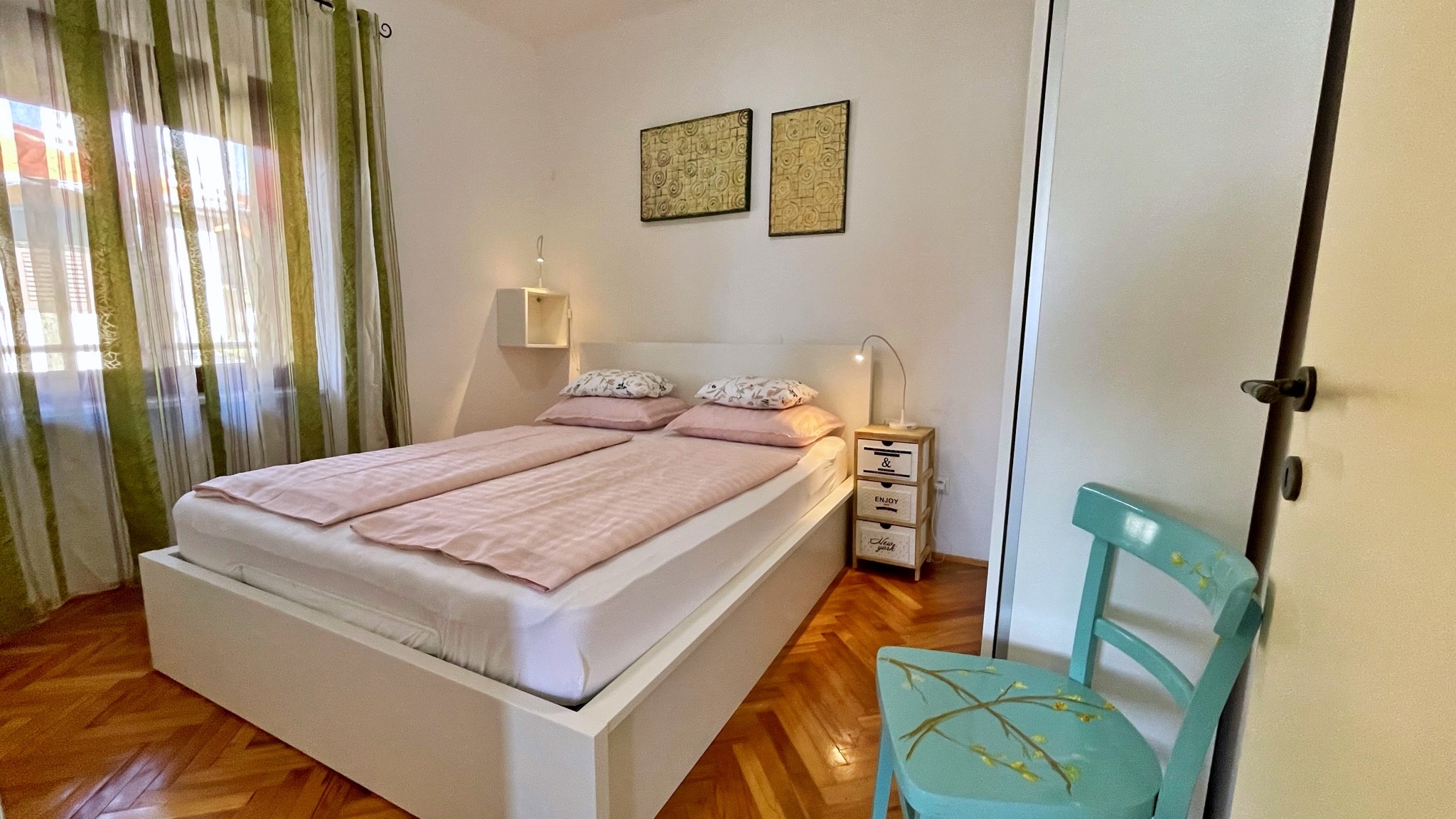 One bedroom apartment near beach Šilo, Krk  A-b