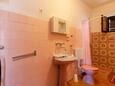 Ванная комната Zavalatica, Ванная комната в размещении типа apartment, Домашние животные допускаются и WiFi.