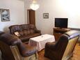 Sveti Juraj, Sala de estar in the apartment, air condition available y WiFi.