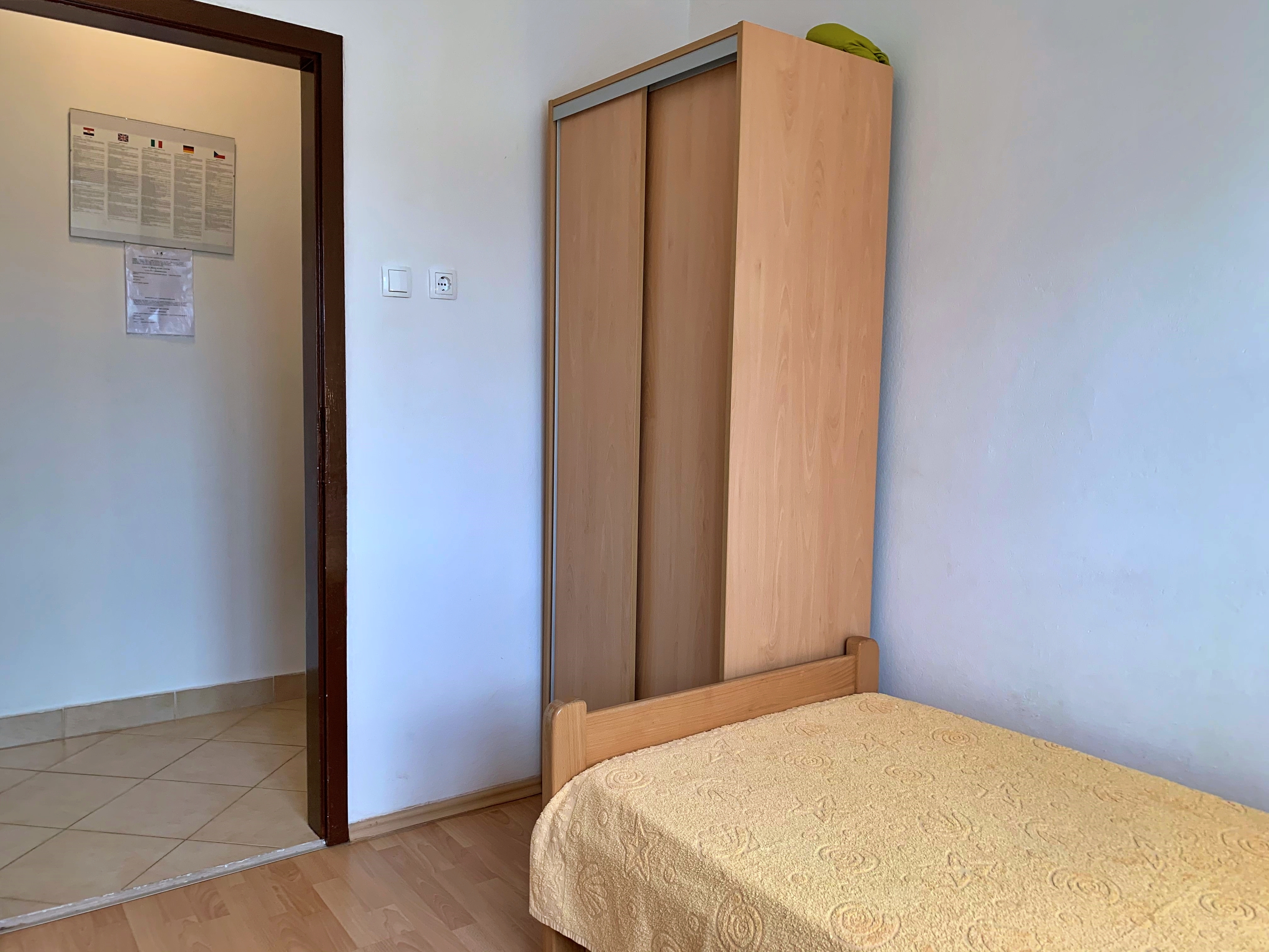 Two bedroom apartment with terrace and sea view Šilo, Krk  A-a