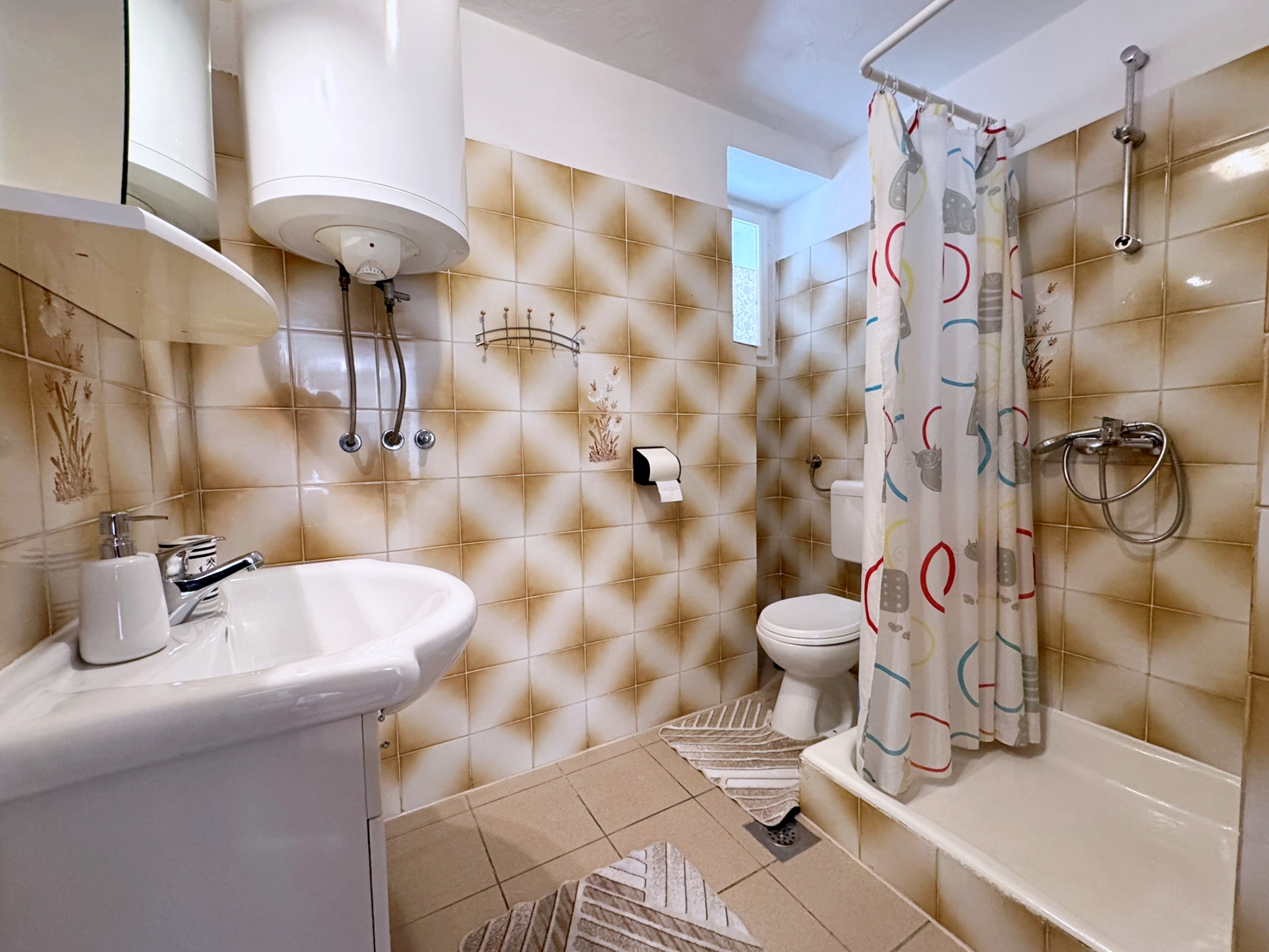 Two bedroom apartment with terrace Šilo, Krk  A-a