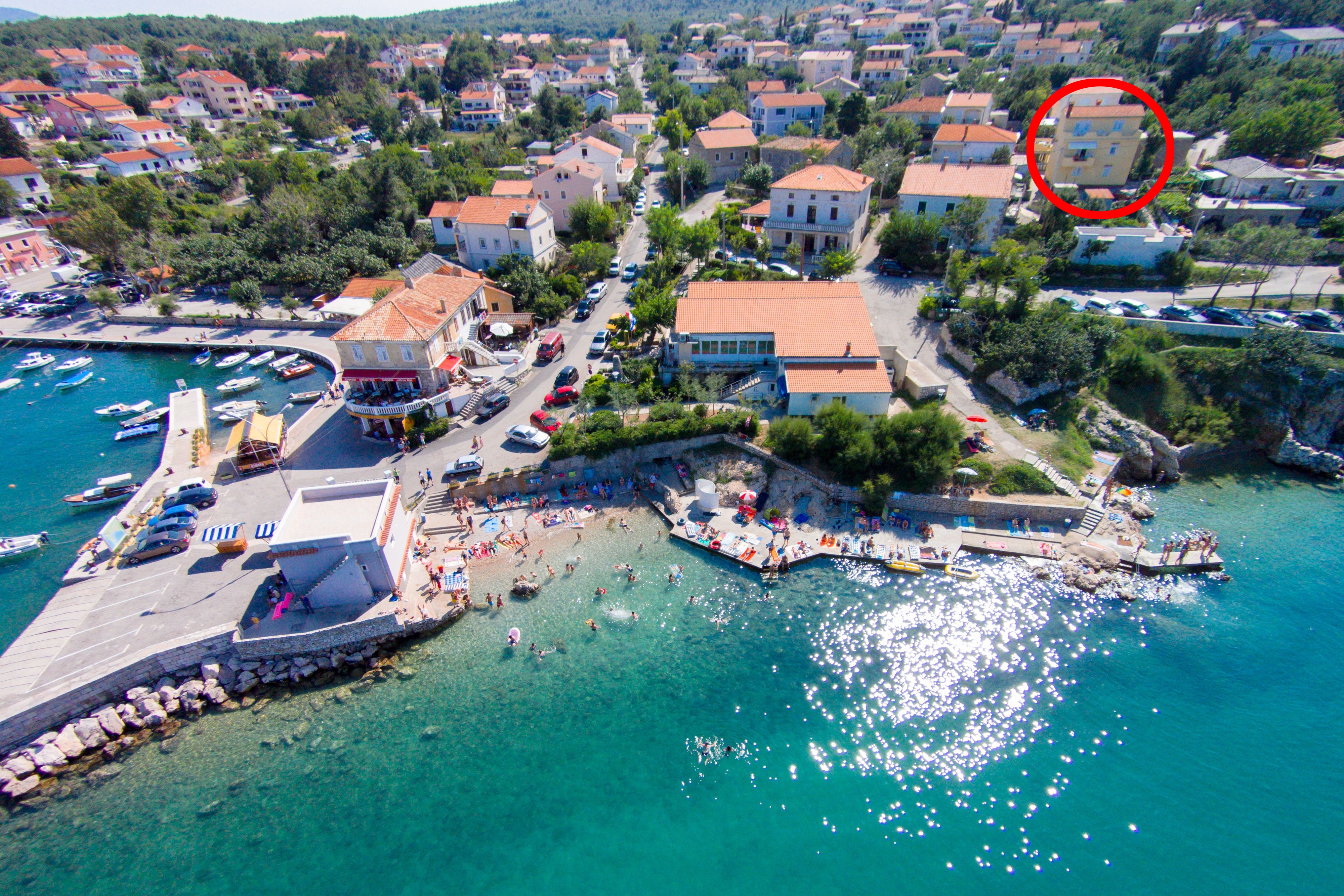 Two bedroom apartment with terrace Šilo, Krk (A-18715-a)