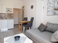 Jídelna Baška, Jídelna v ubytování typu apartment, domácí mazlíčci povoleni a WiFi.