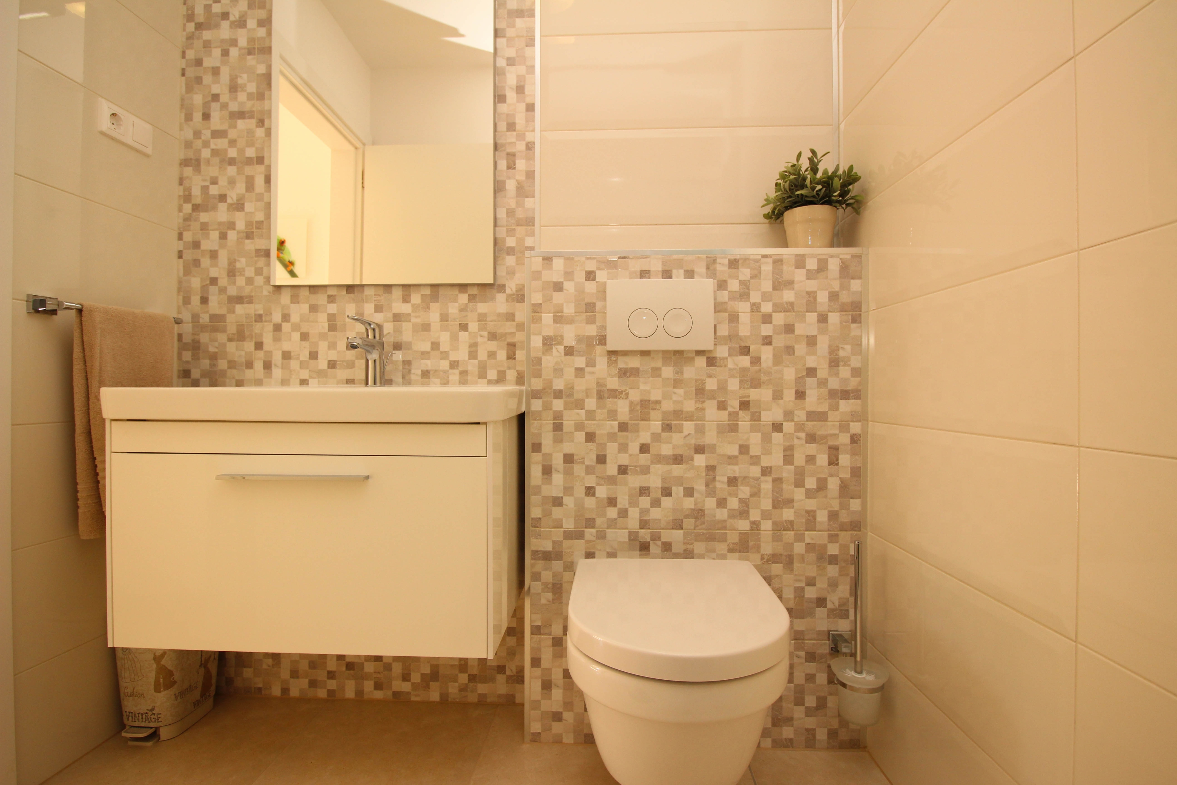 Two bedroom apartment near beach Šilo, Krk  A-a