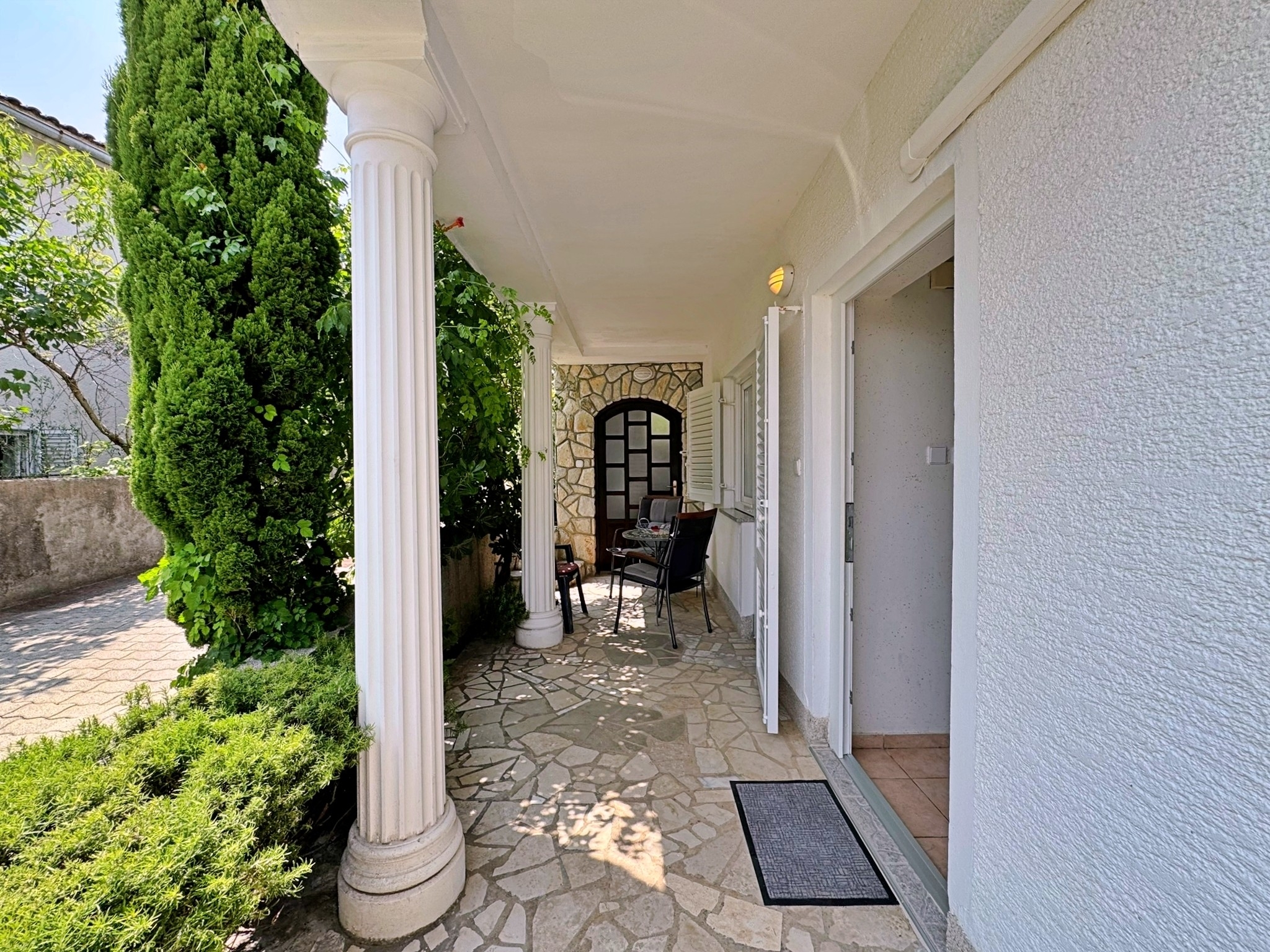 One bedroom apartment with terrace Šilo, Krk  A-a