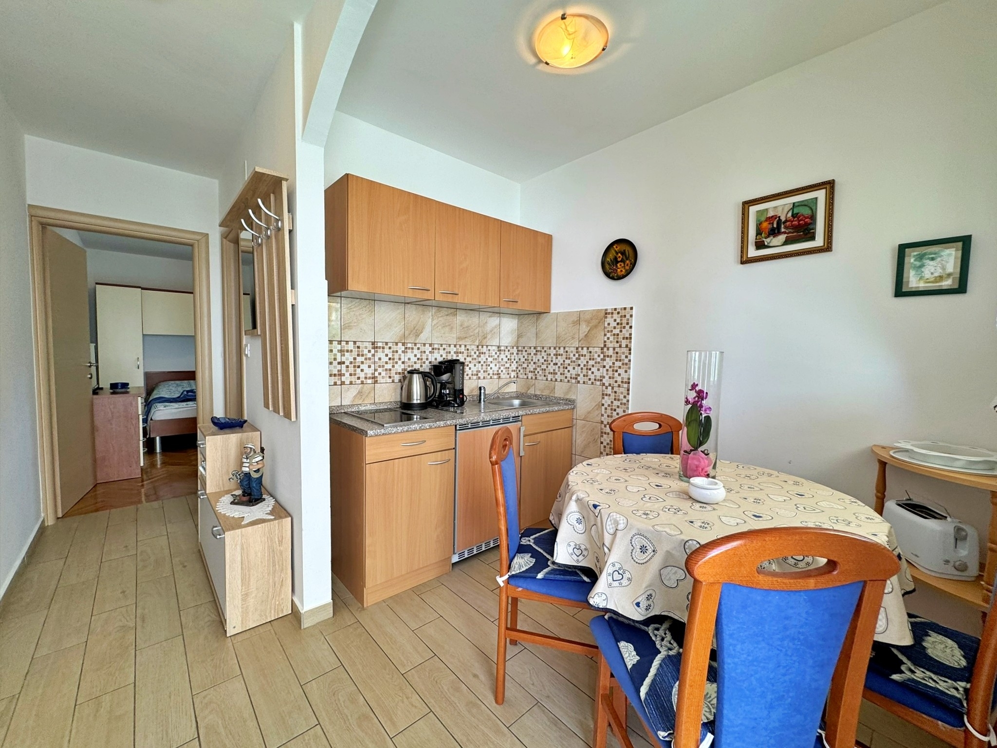 One bedroom apartment with terrace Šilo, Krk (A-18728-c)