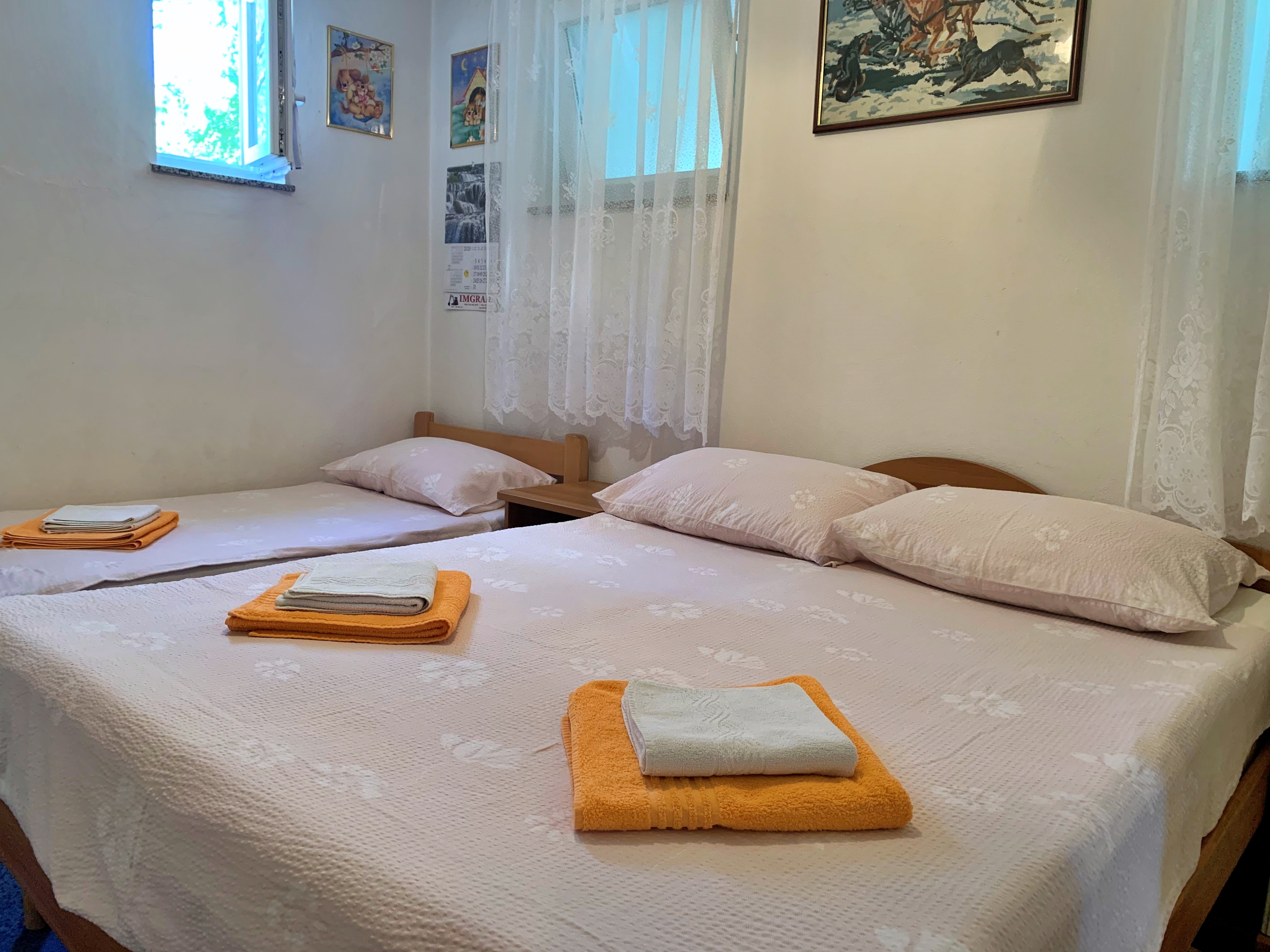 One bedroom apartment with terrace Šilo, Krk  A-a