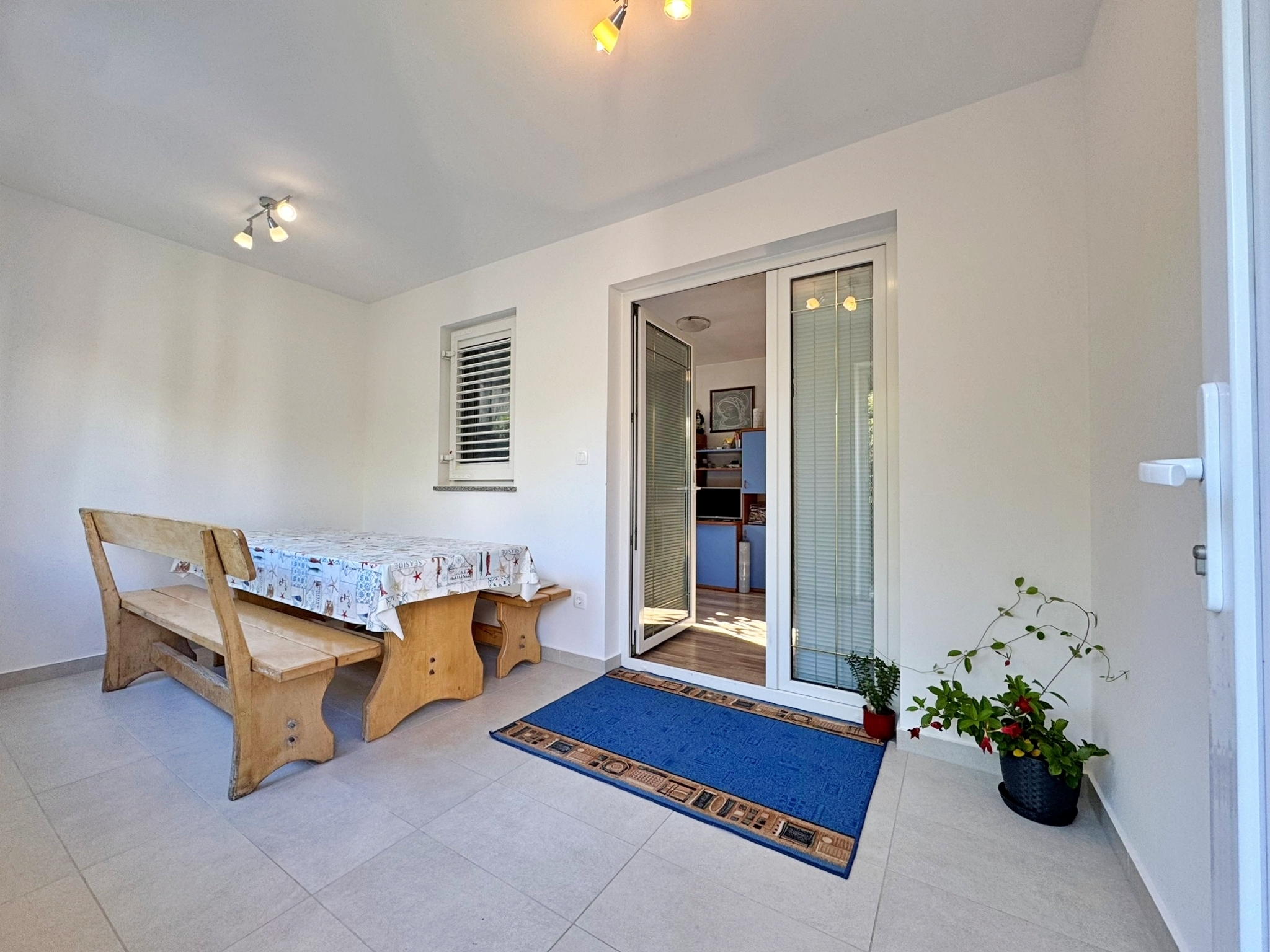 One bedroom apartment with terrace Šilo, Krk  A-a