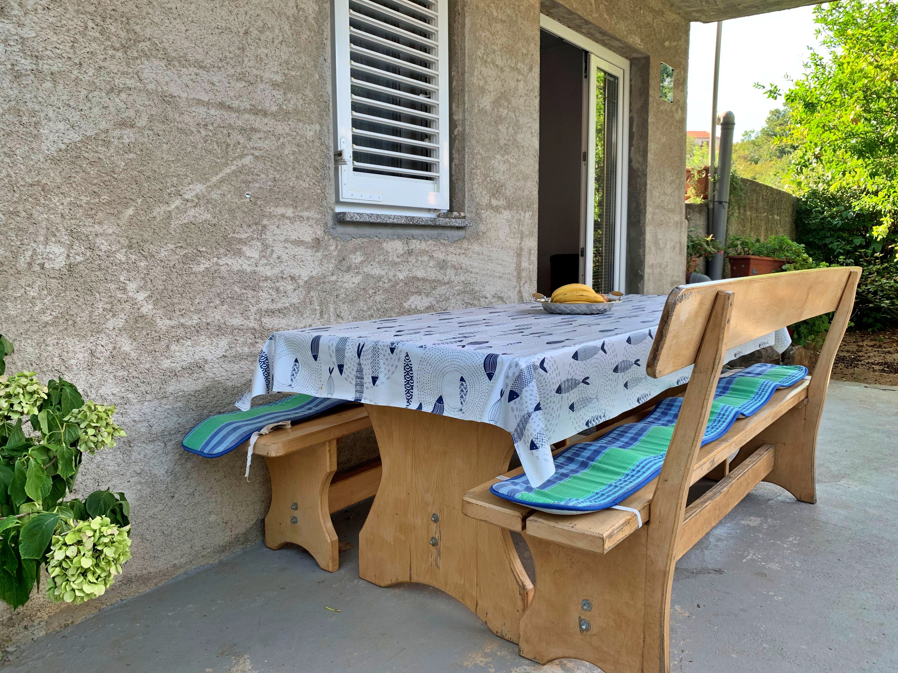 One bedroom apartment with terrace Šilo, Krk  A-a