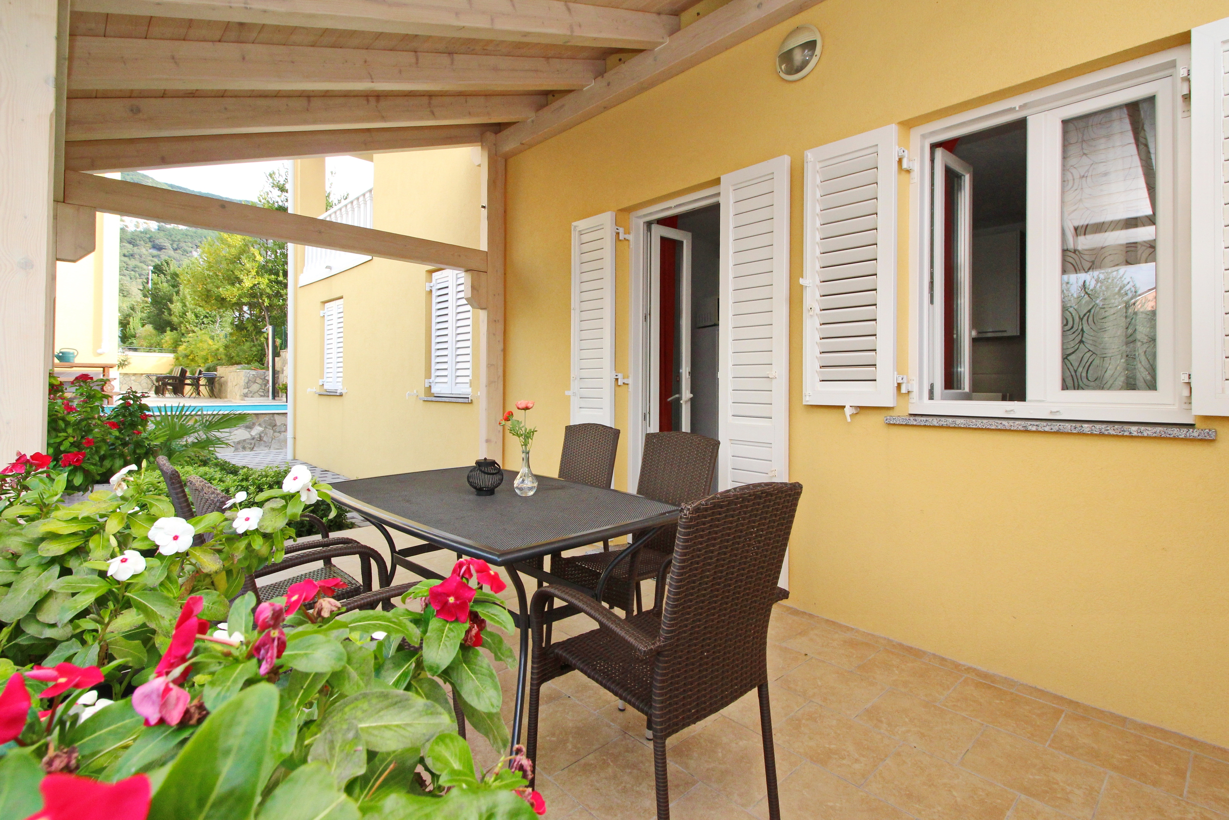 Two bedroom apartment with terrace Baška, Krk  A-c