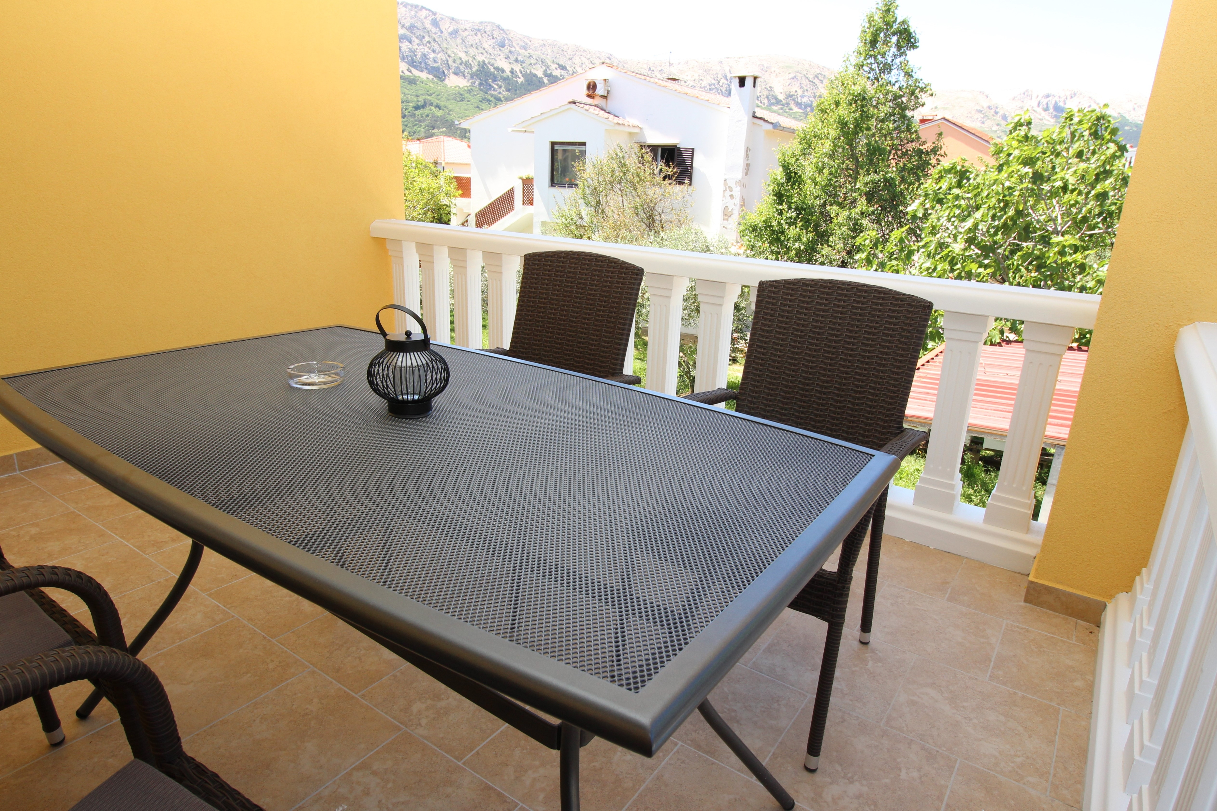 Two bedroom apartment with terrace Baška, Krk (A-18733-e)