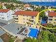 Baška, Krk, Szálláshely 18733 - Apartmanok kavicsos stranddal.