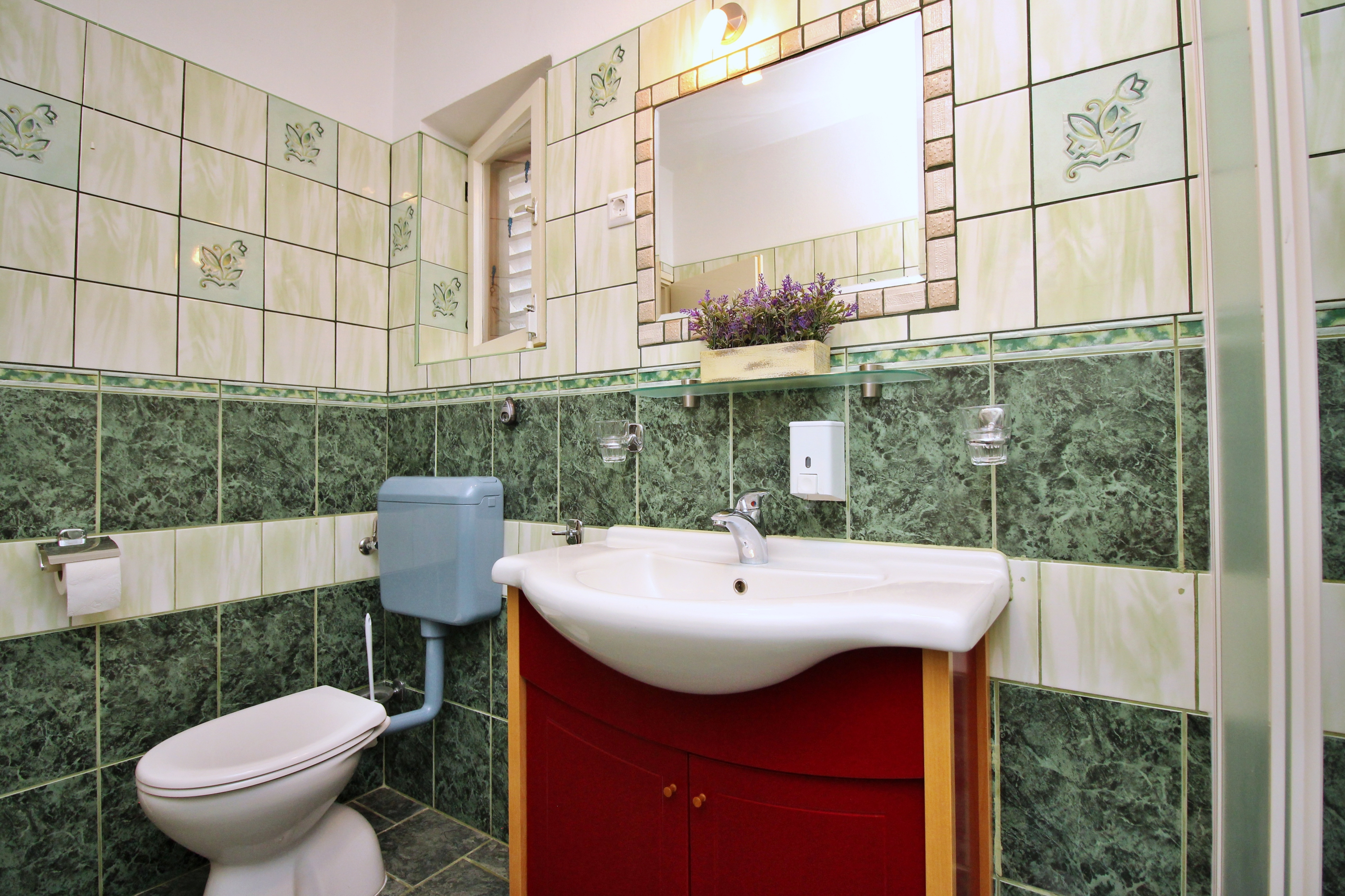 Two bedroom apartment with terrace and sea view Šilo, Krk  A-a