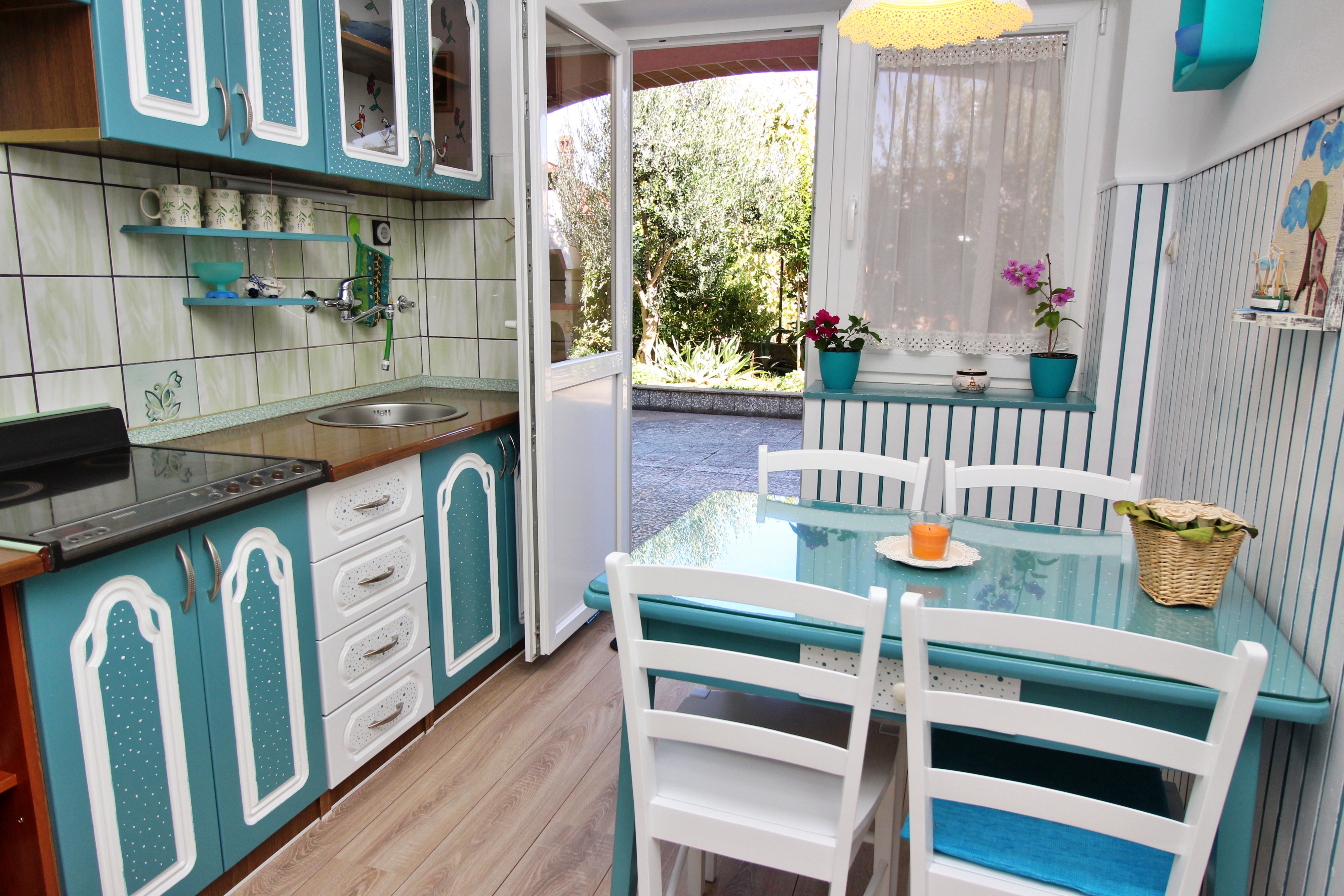 Two bedroom apartment with terrace and sea view Šilo, Krk (A-18735-a)