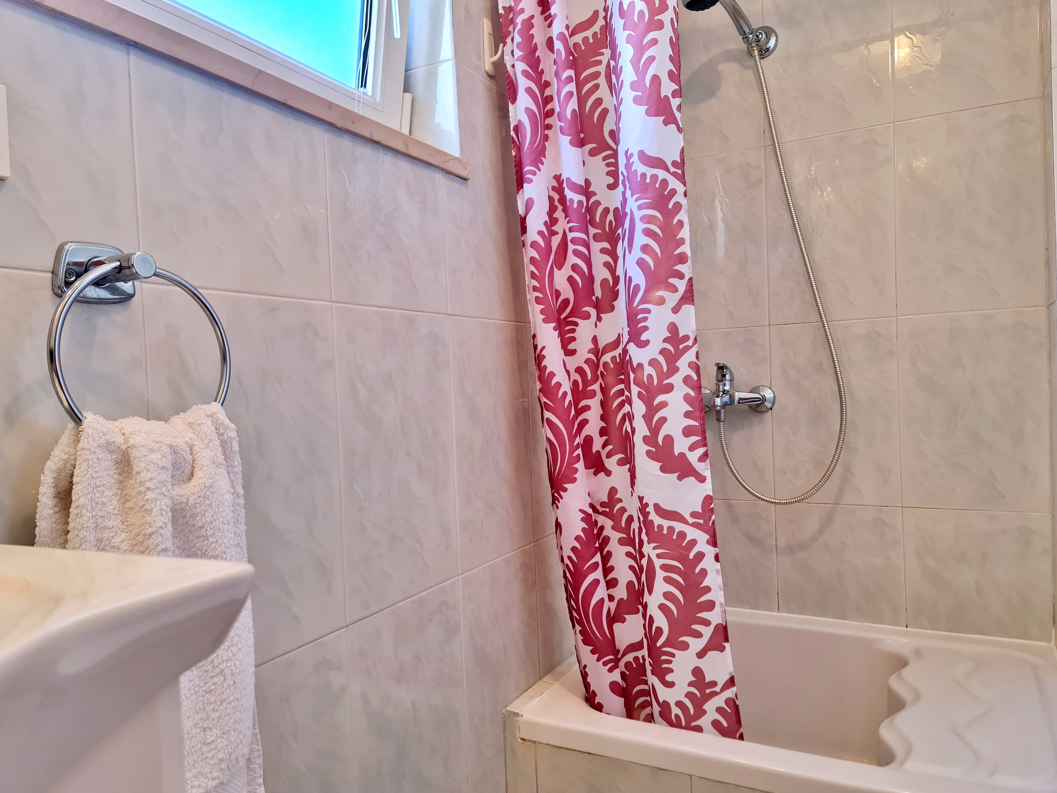 One bedroom apartment near beach Šilo, Krk  A-a