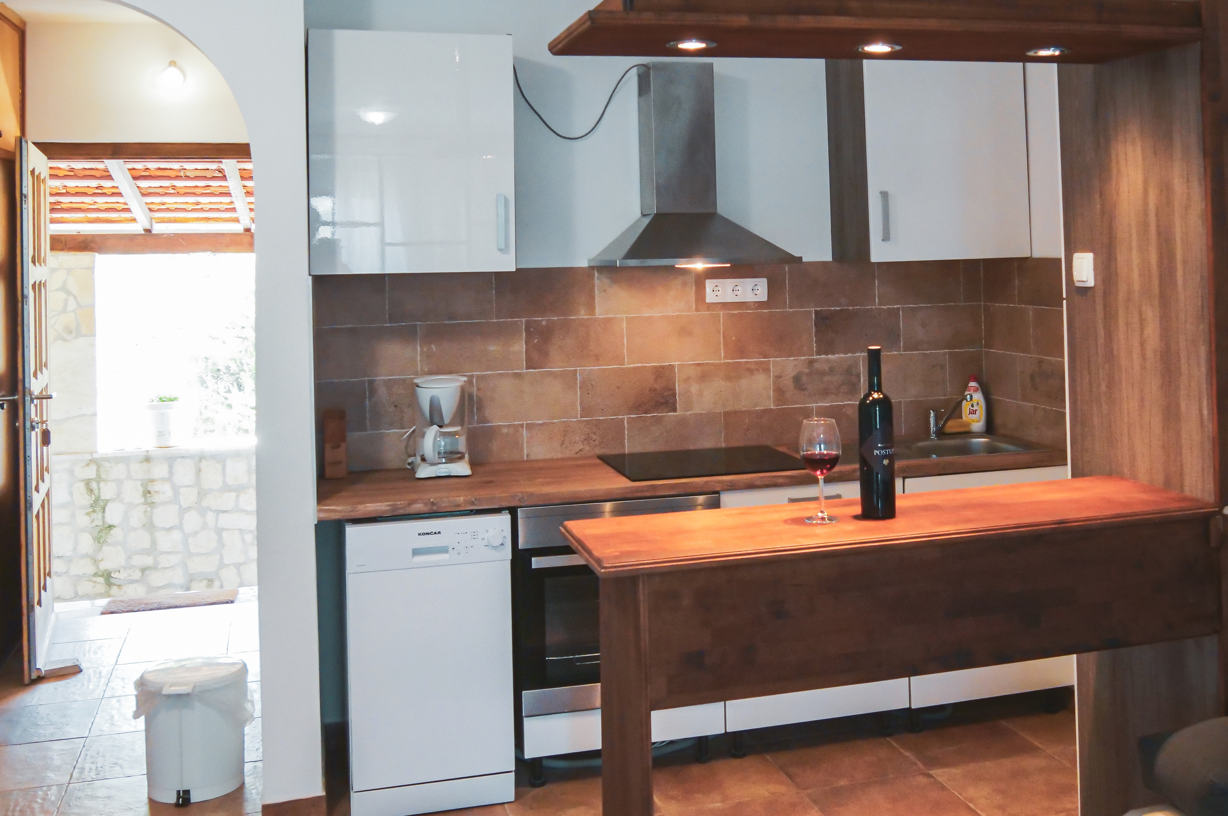 One bedroom apartment with balcony and sea view Sevid, Trogir  A-a
